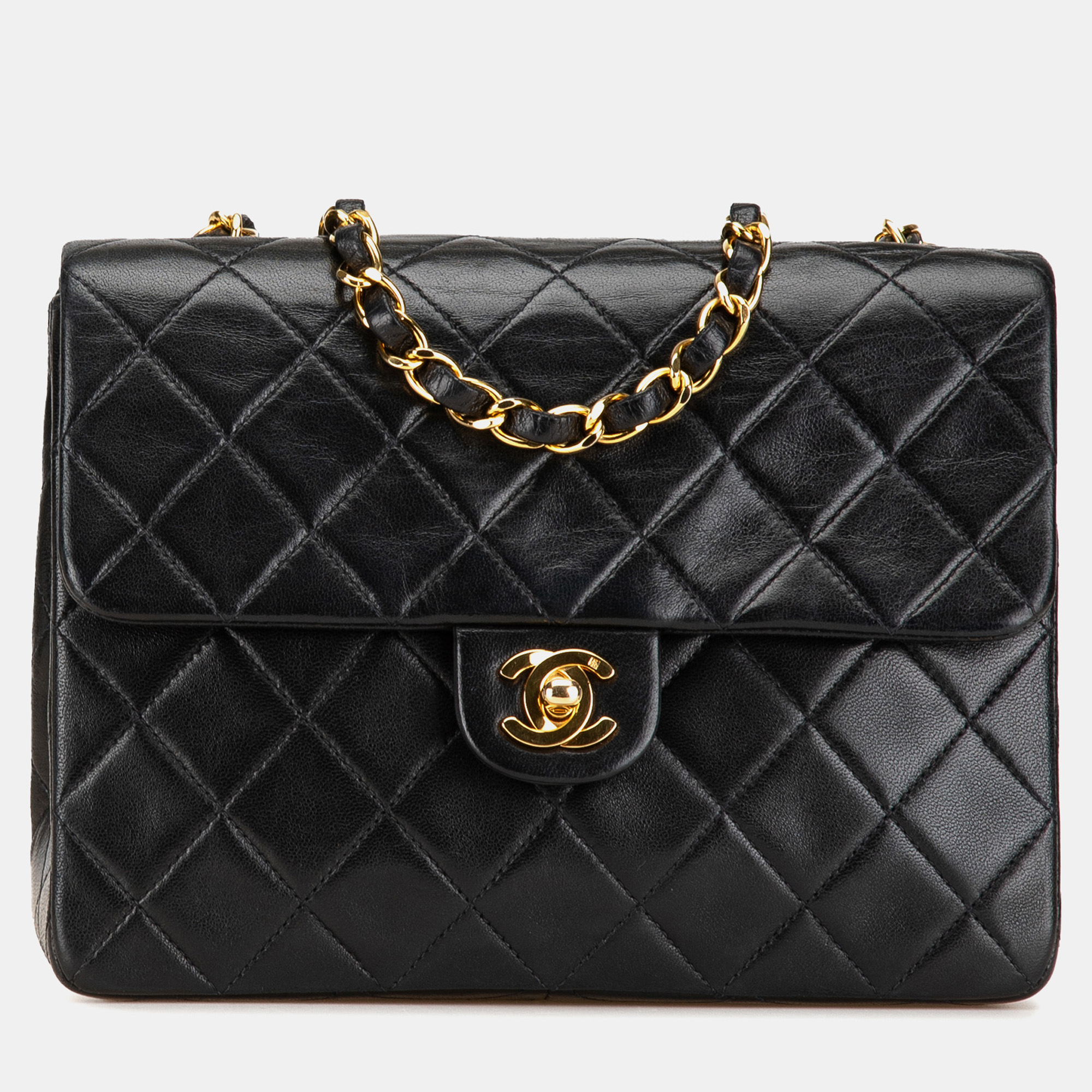 

Chanel Black Leather CC Quilted Lambskin Chain Flap