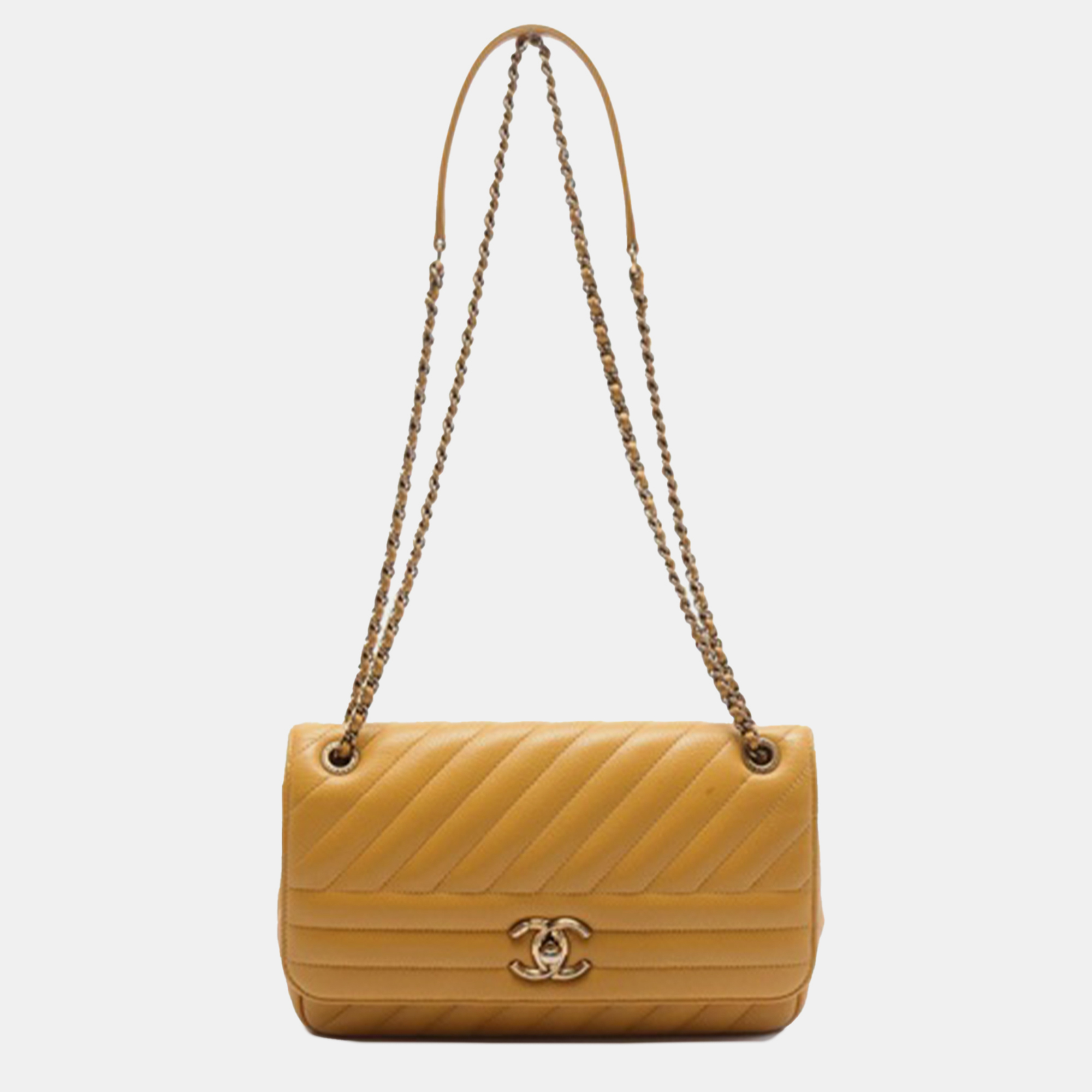 

Chanel Medium Diagonal Quilted Goatskin Flap, Yellow