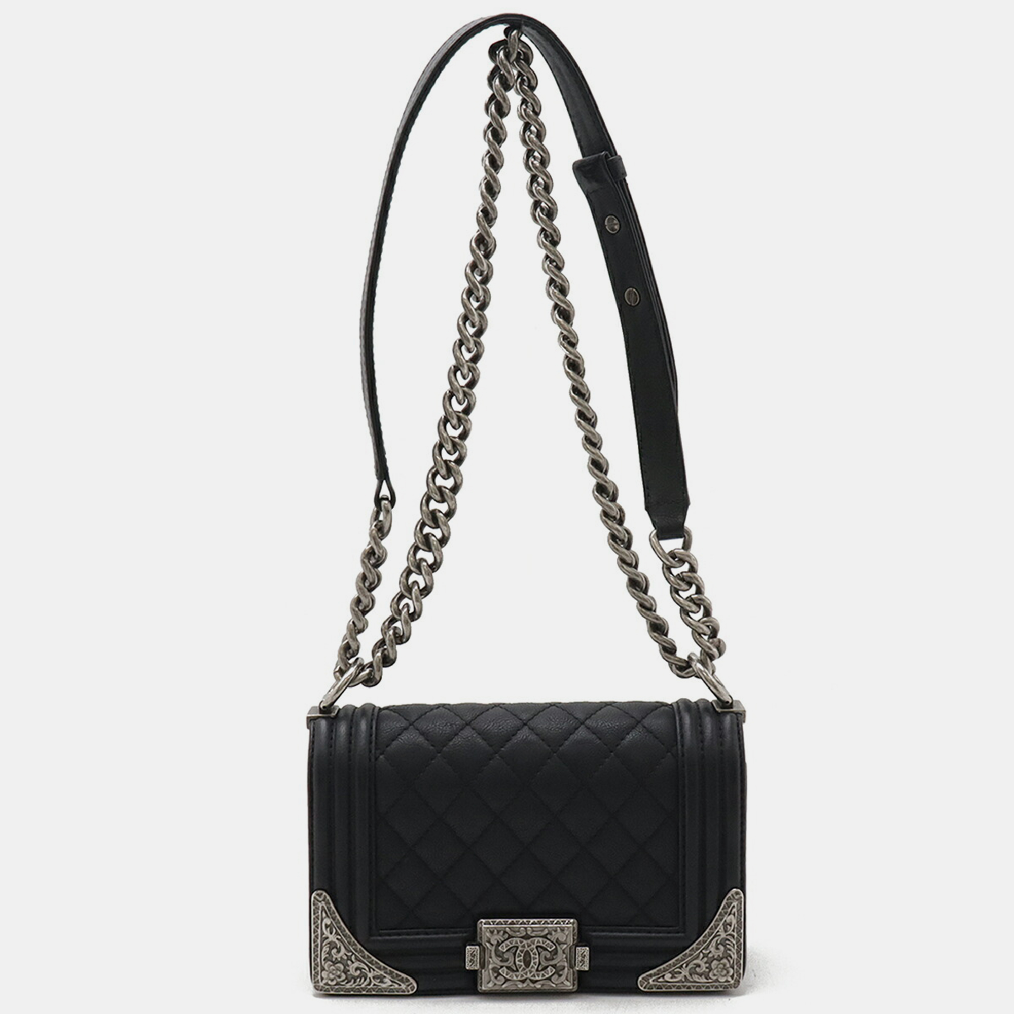 

Chanel Black Leather Boy Matelasse Shoulder Bag