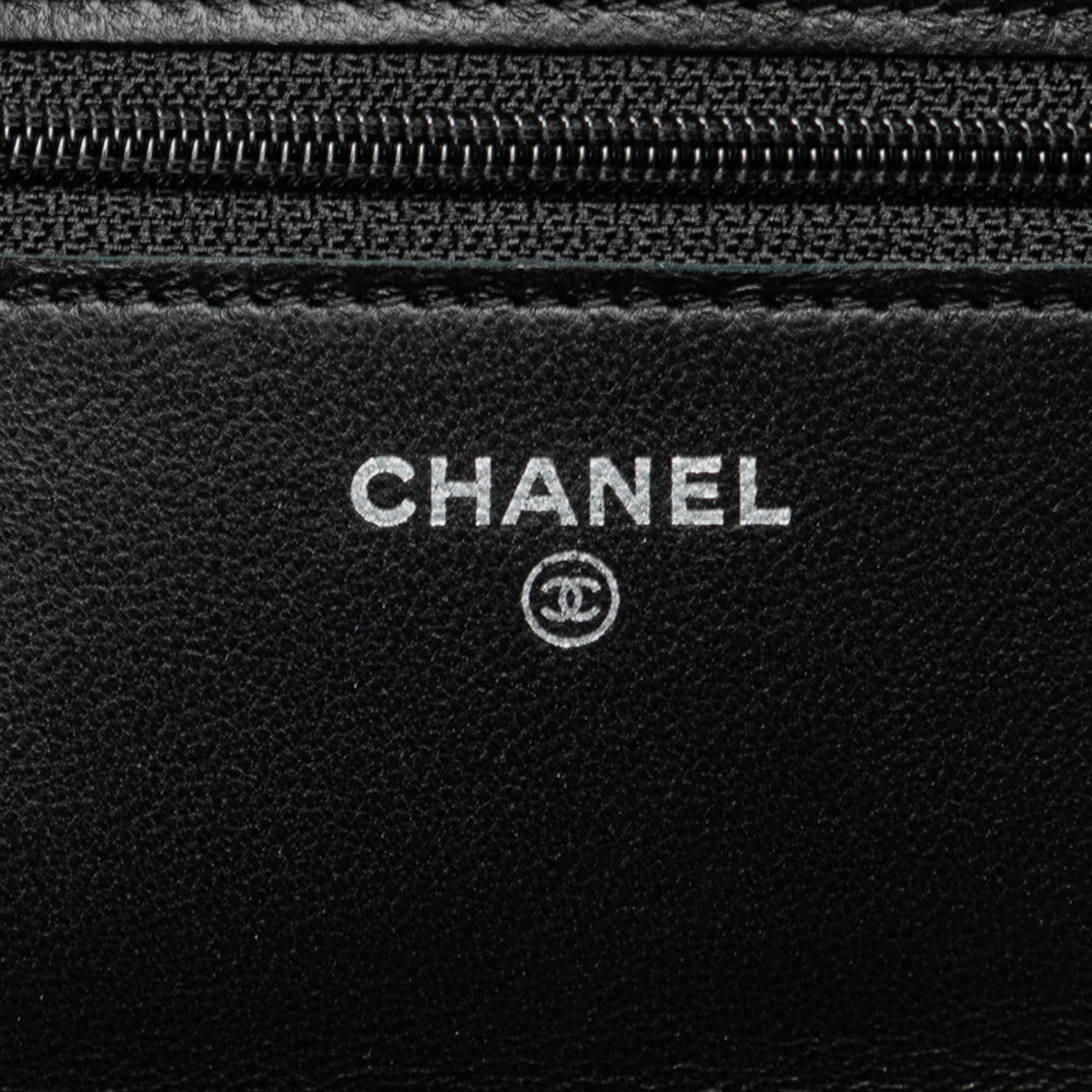 Chanel Black Leather Matelasse Lambskin Chain Shoulder Bag 