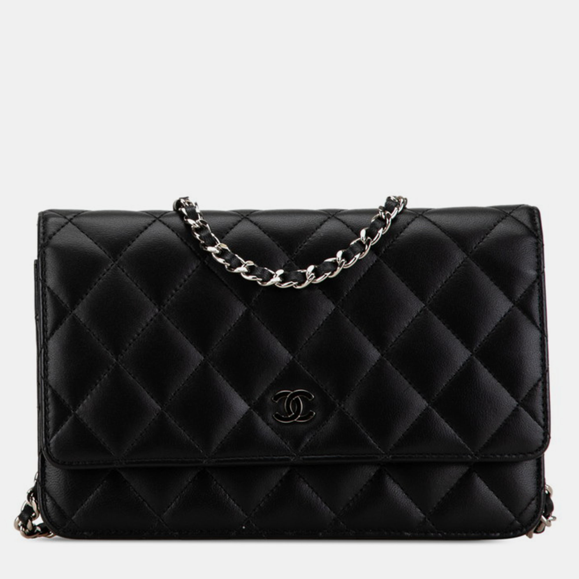 

Chanel Black Leather Matelasse Lambskin Chain Shoulder Bag