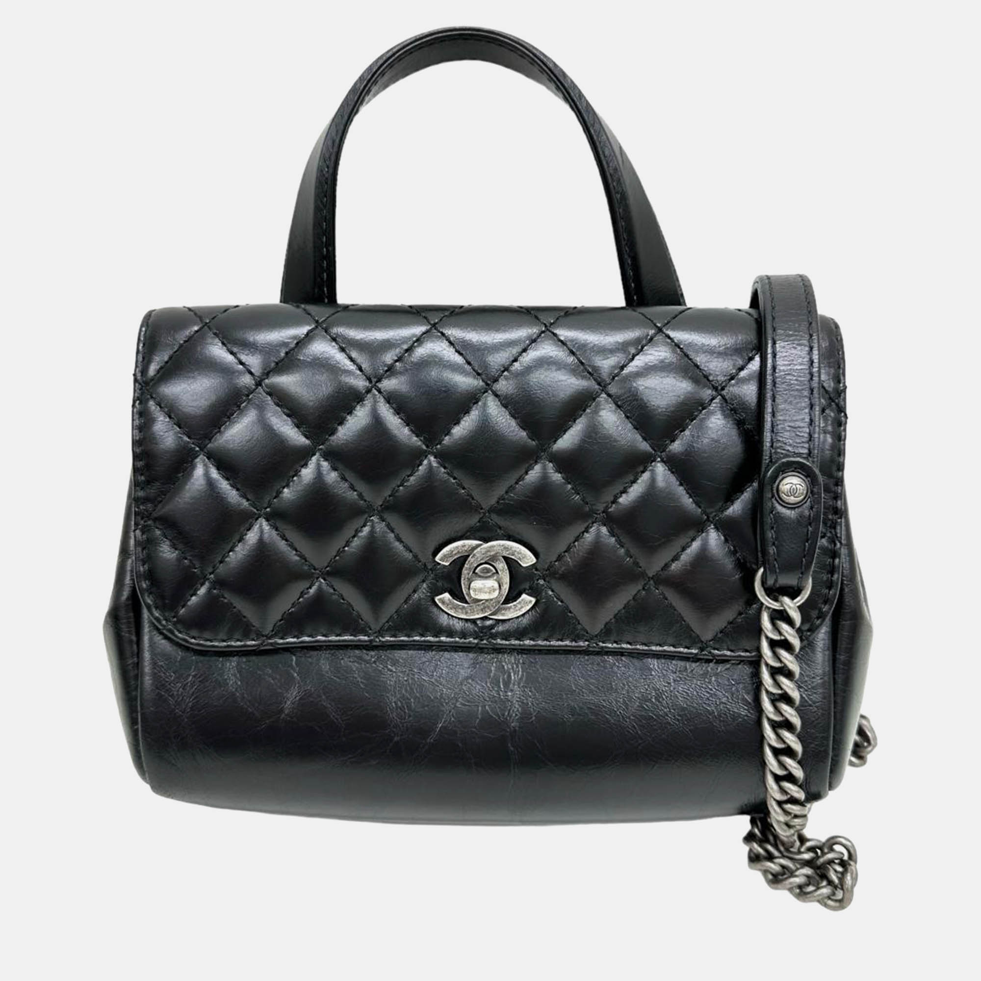 

Chanel Black Leather W Face Shoulder Bag