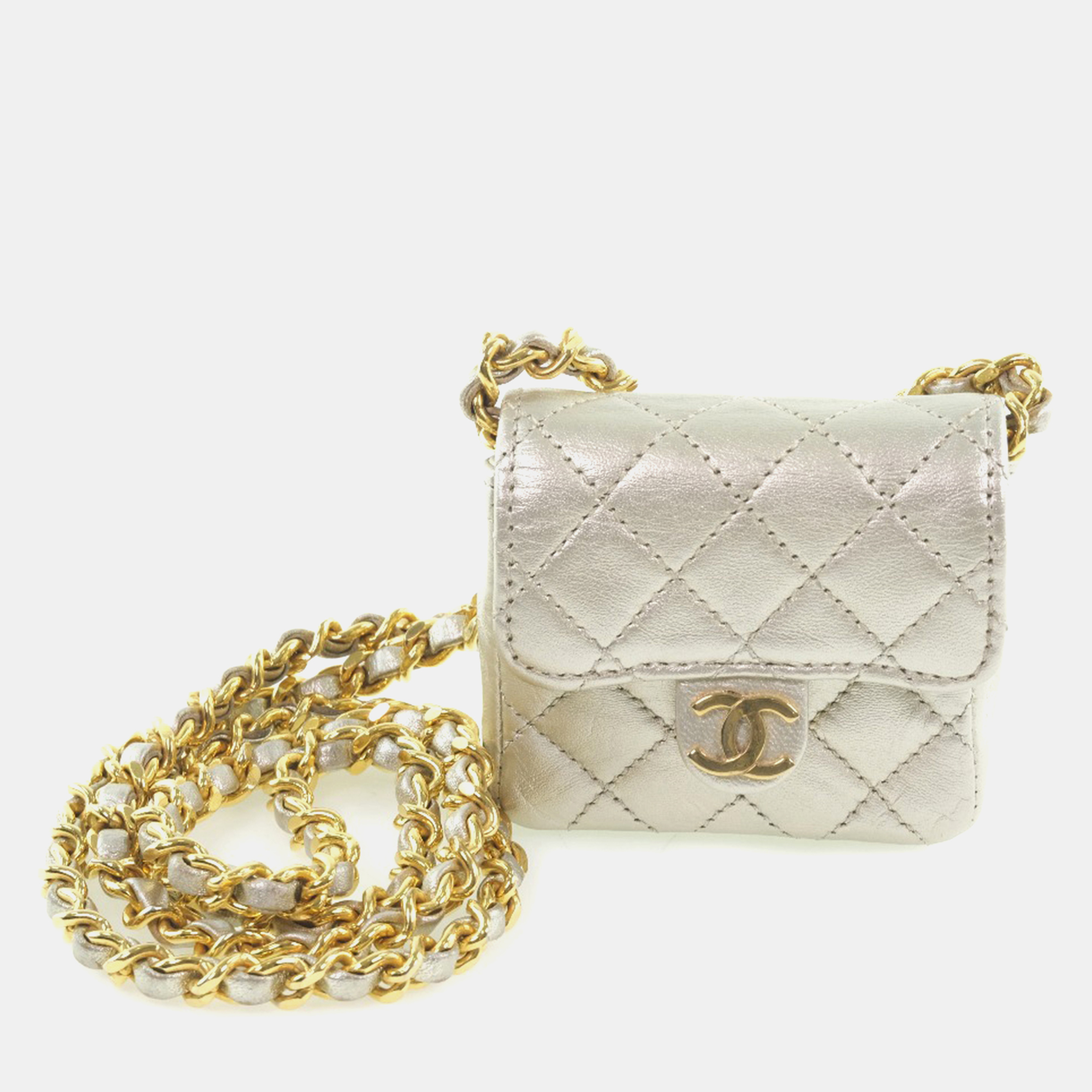 

Chanel Silver Leather Micro Chain Shoulder Bag