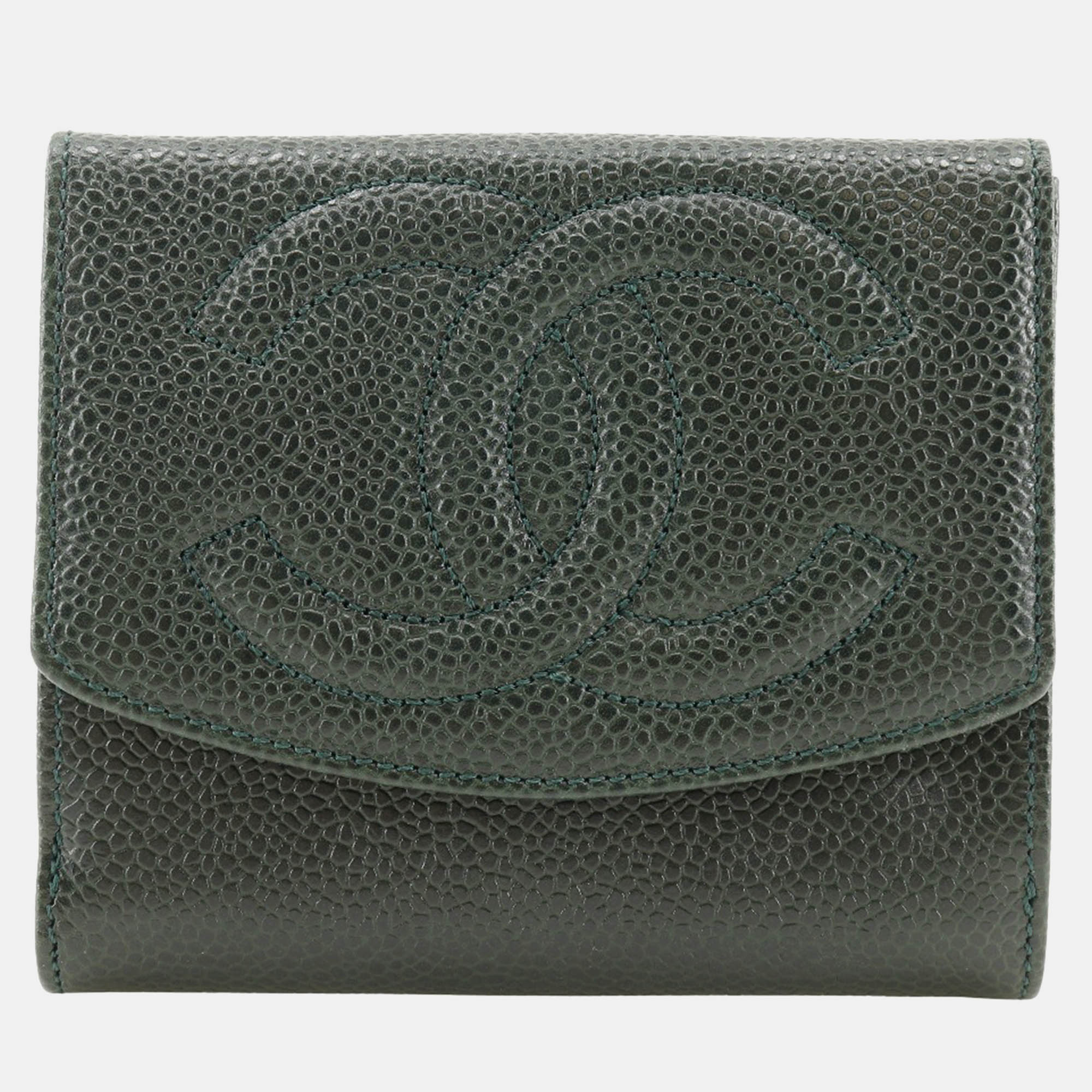 

Chanel Caviar Skin Bifold Wallet A13496, Green