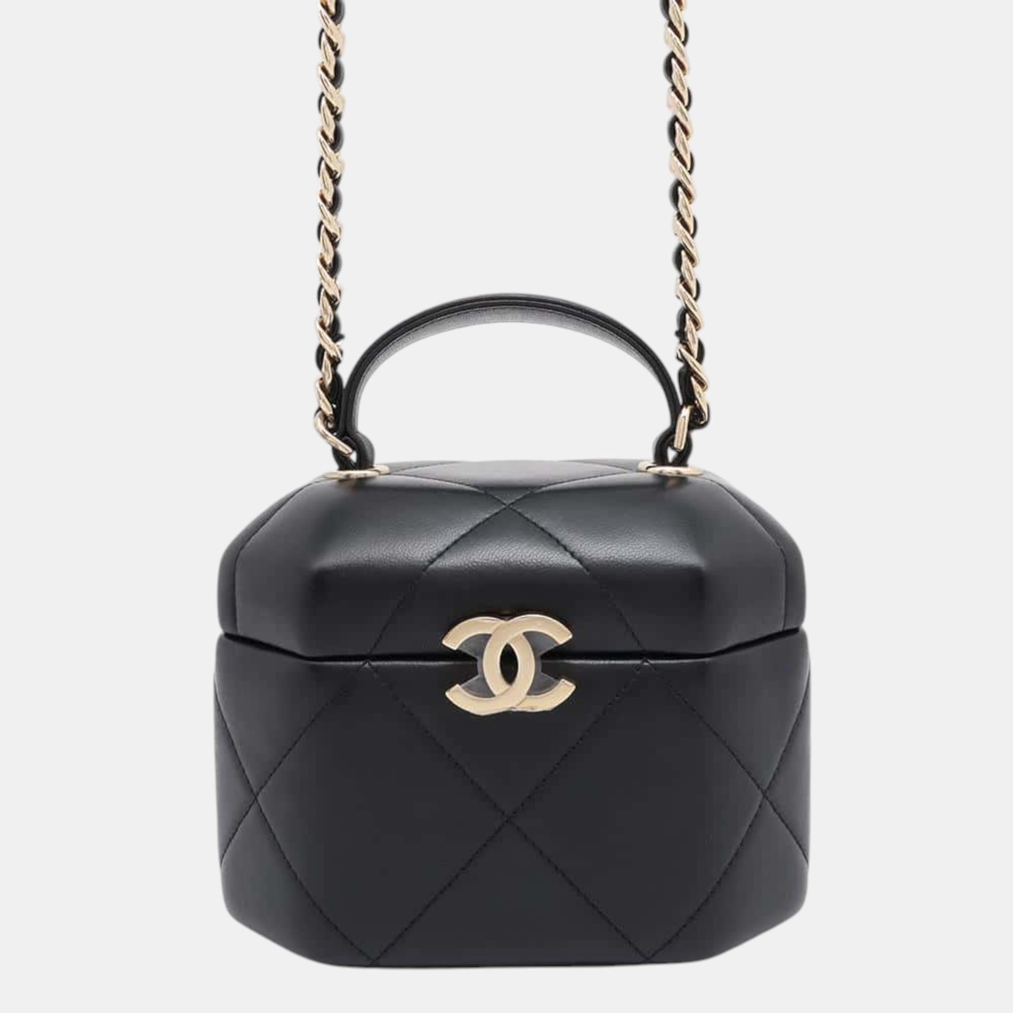 

Chanel Vanity Bag Chain shoulder Black Lambskin