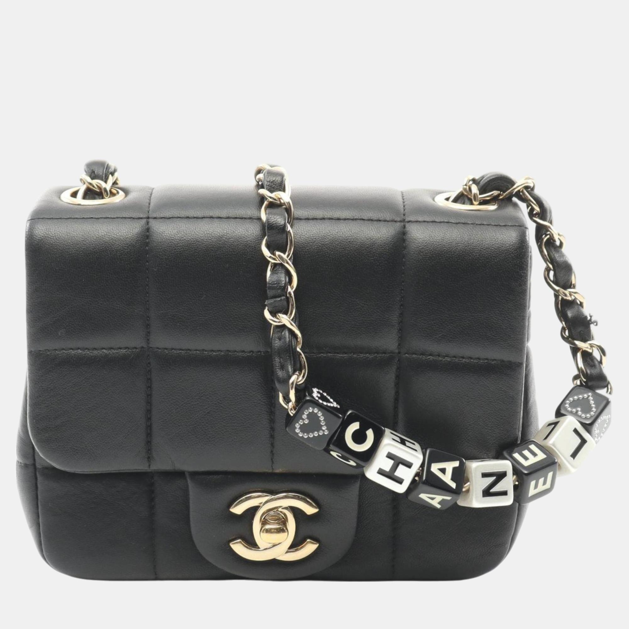 

Chanel Chocolate Bar Flap Shoulder Bag Lambskin Black