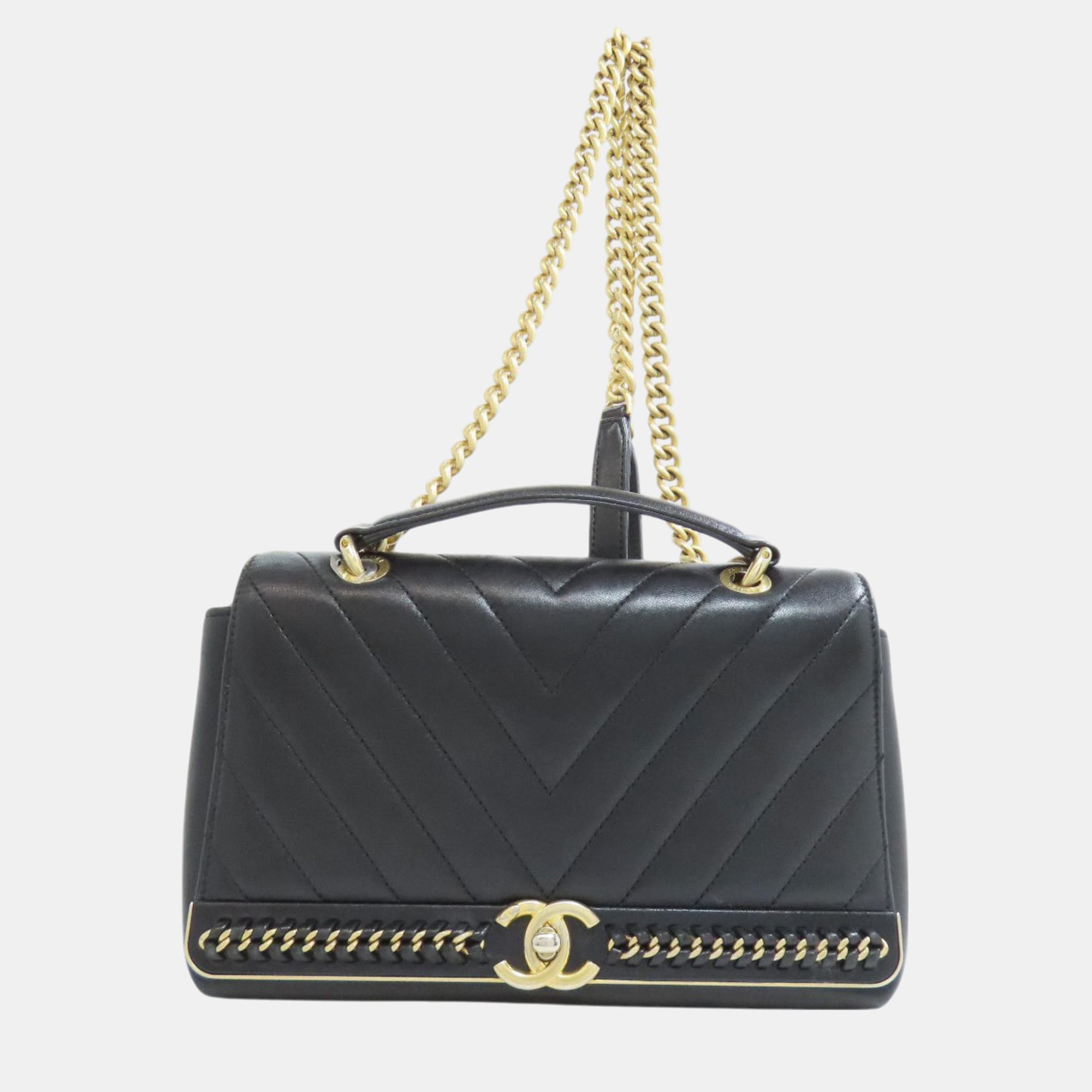 

Chanel Black Lambskin Leather V-Stitch Shoulder Bag