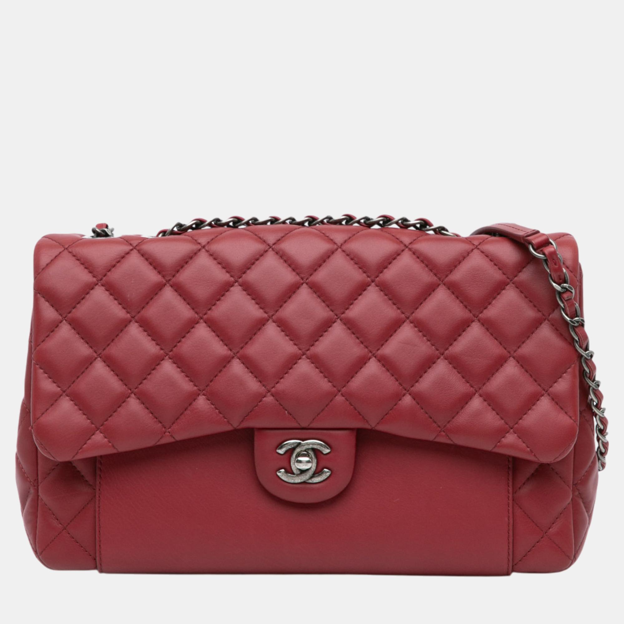 

Chanel Red CC Quilted Lambskin Single Flap