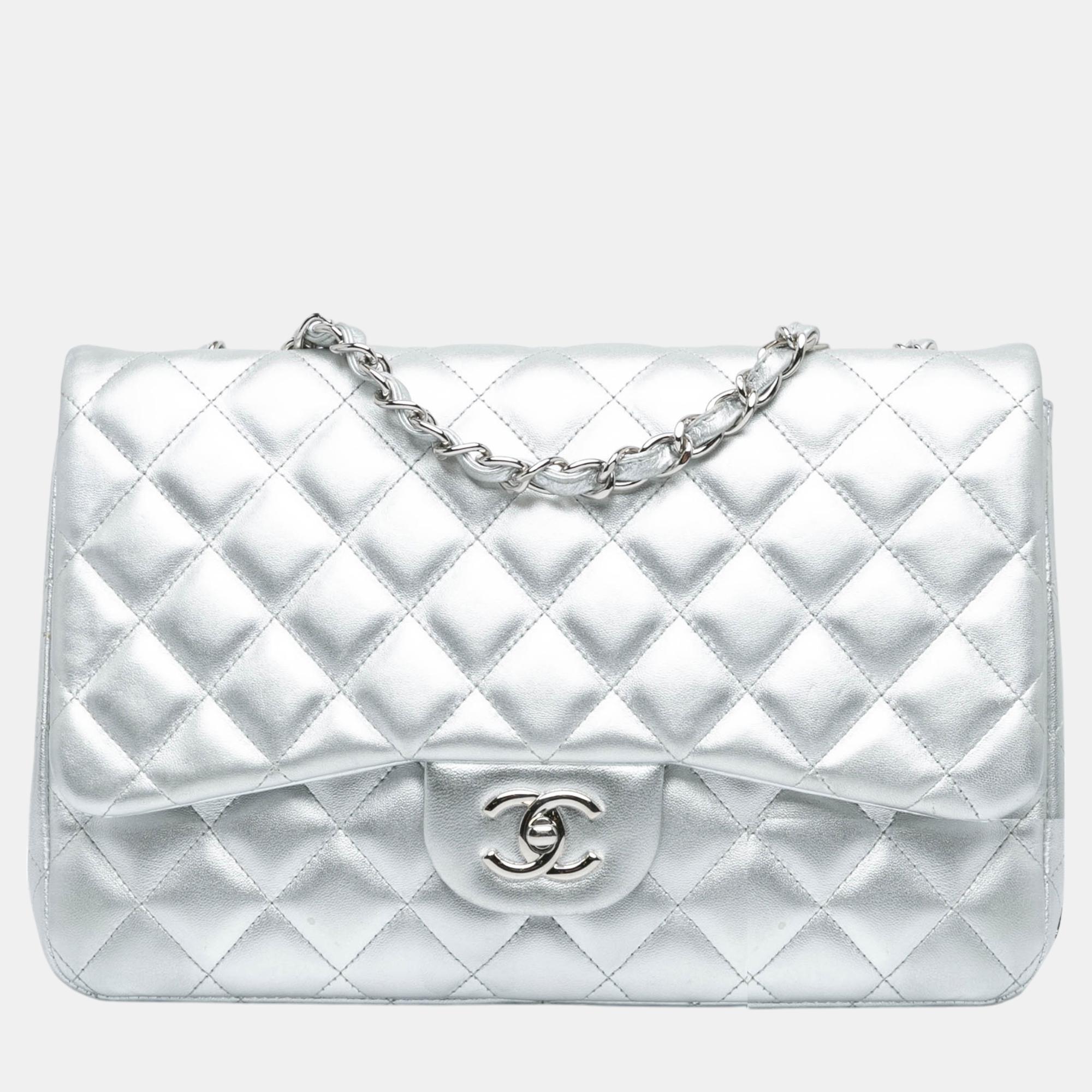 

Chanel Silver Jumbo Classic Lambskin Double Flap