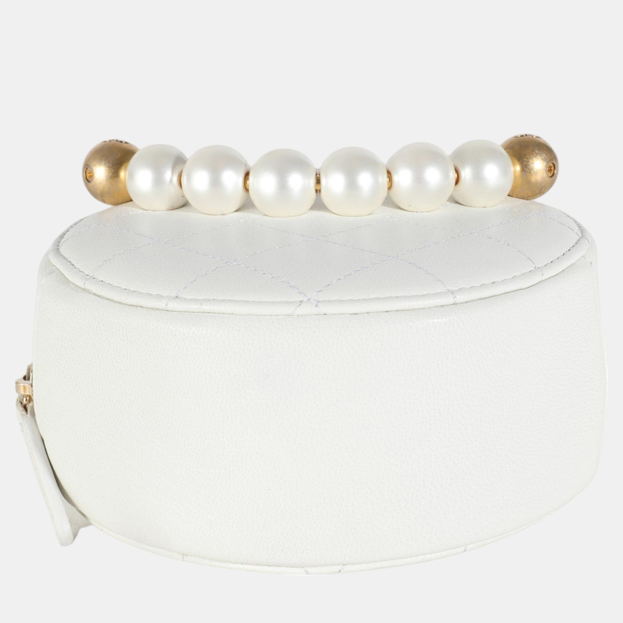 Chanel White Quilted Lambskin Pearl Round Clutch With Chain 