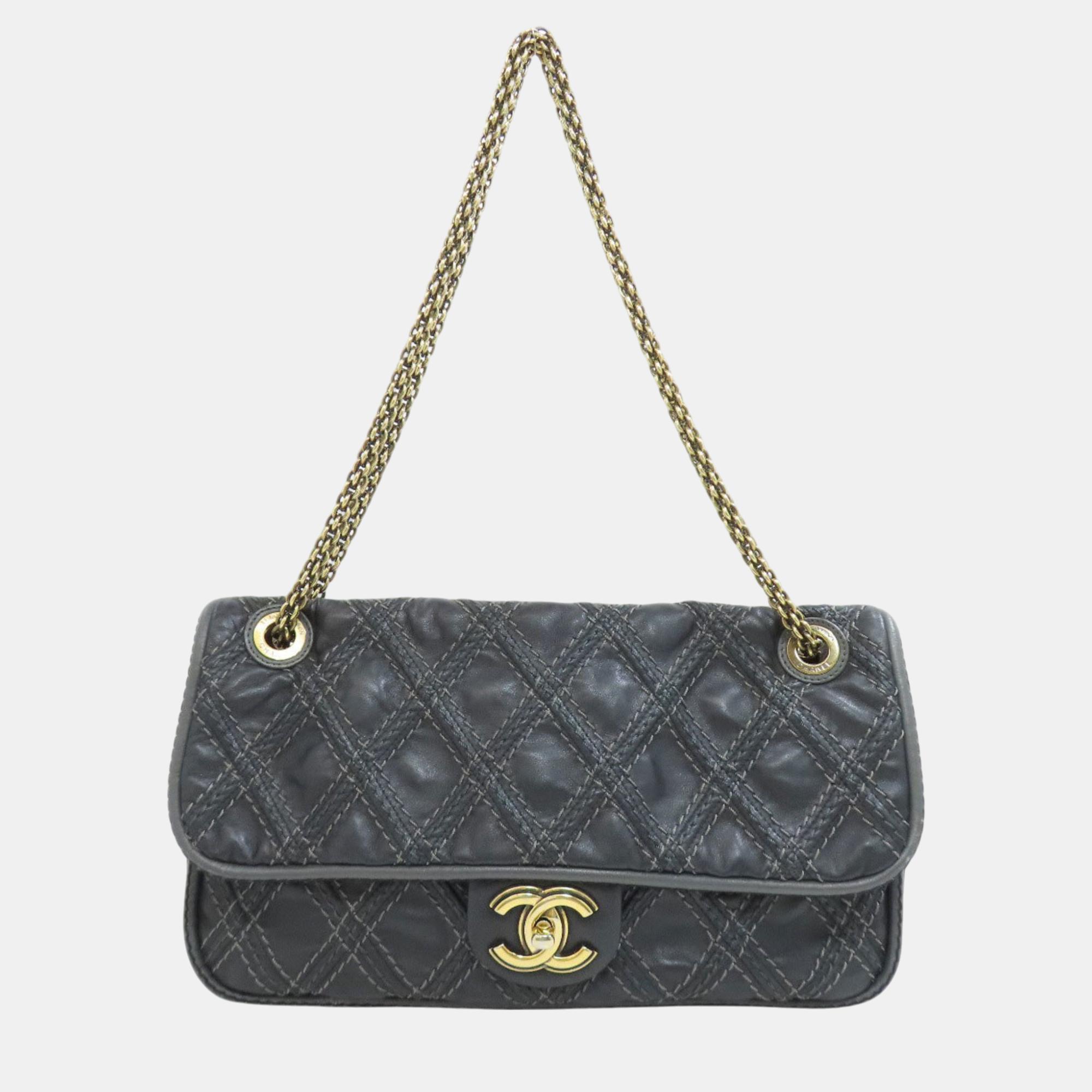 

Chanel Chain Shoulder Coco Mark Bag Calfskin, Black