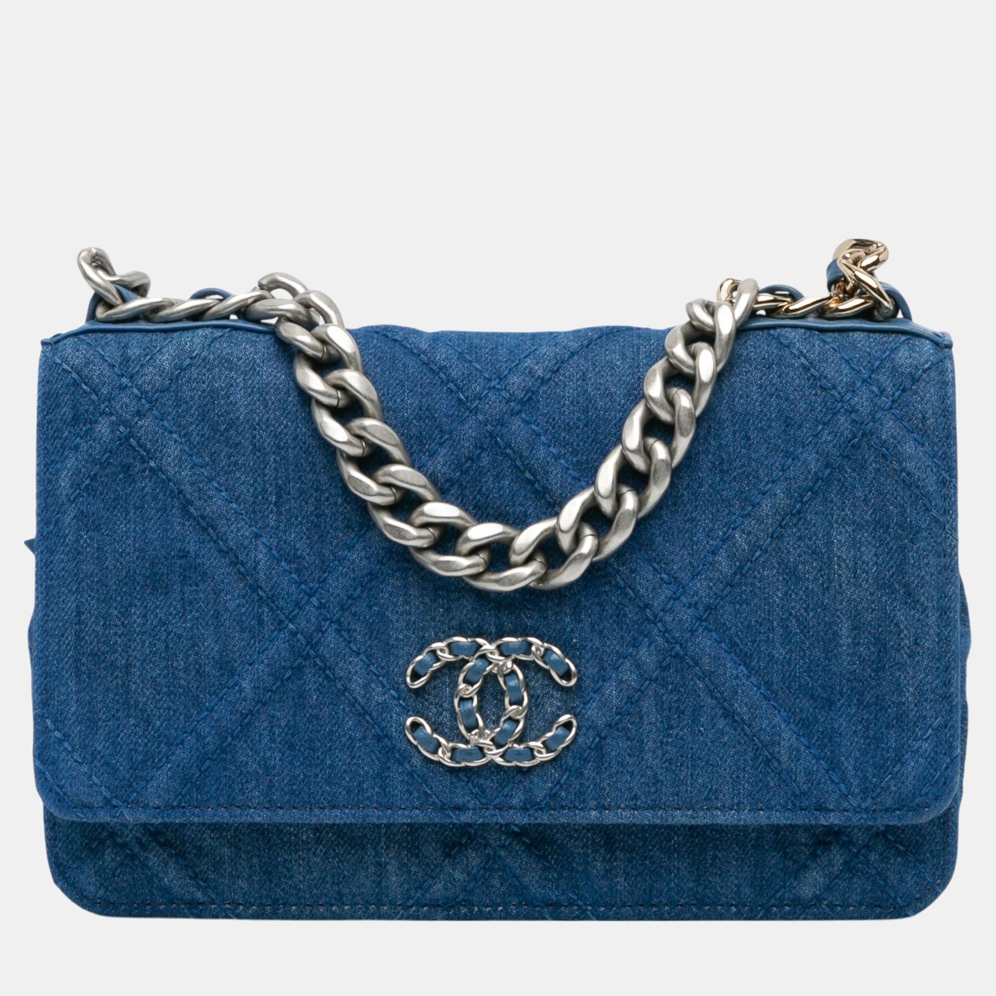 

Chanel Blue Denim 19 Flap Wallet On Chain