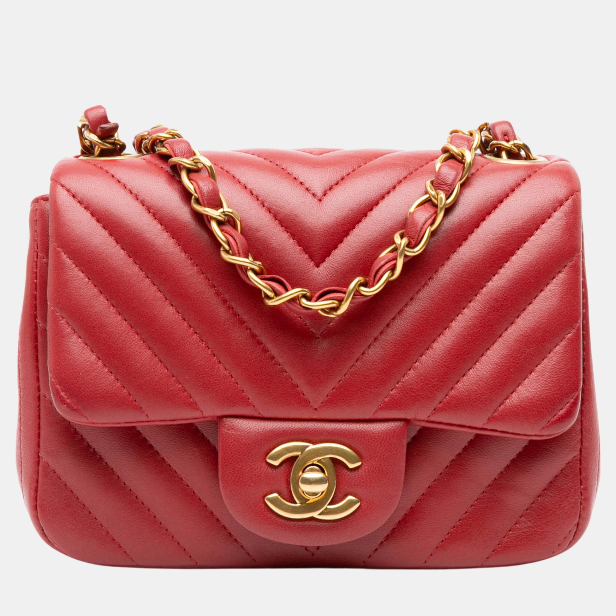 

Chanel Red Mini Square Classic Chevron Lambskin Single Flap