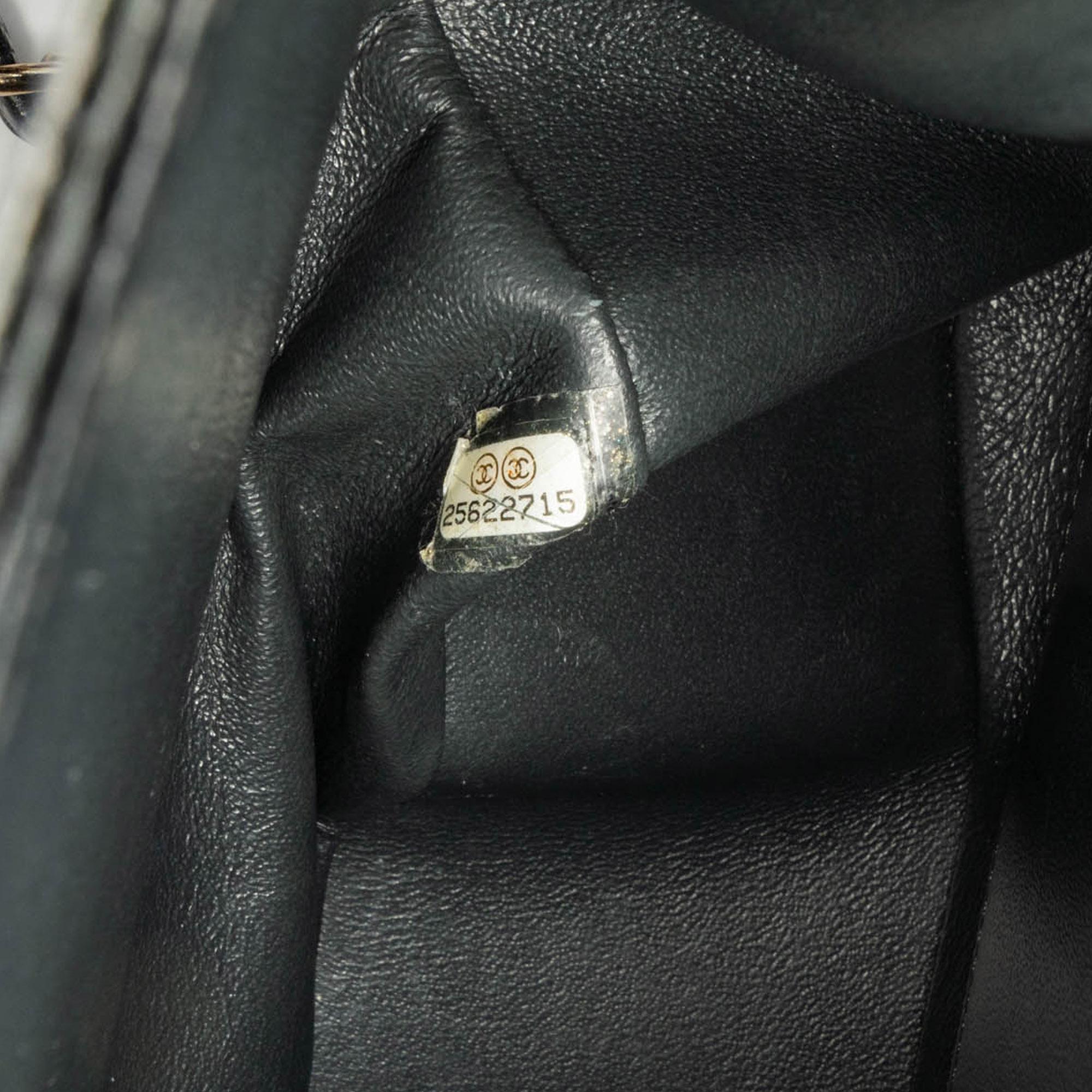 Chanel Black Jumbo Classic Caviar Double Flap 