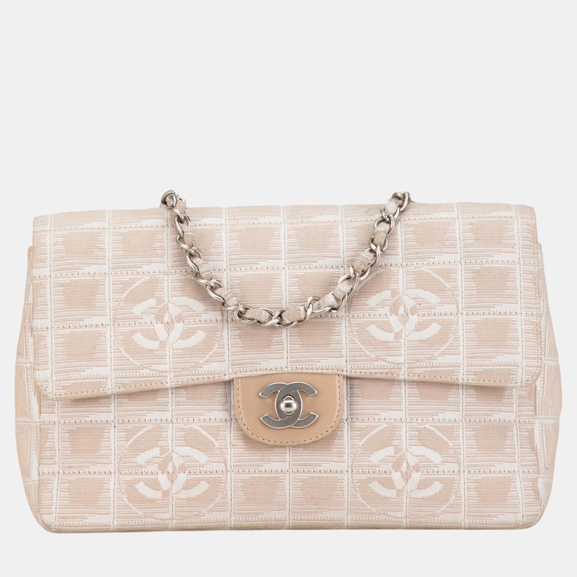 

Chanel Beige Medium New Travel Line Classic Single Flap