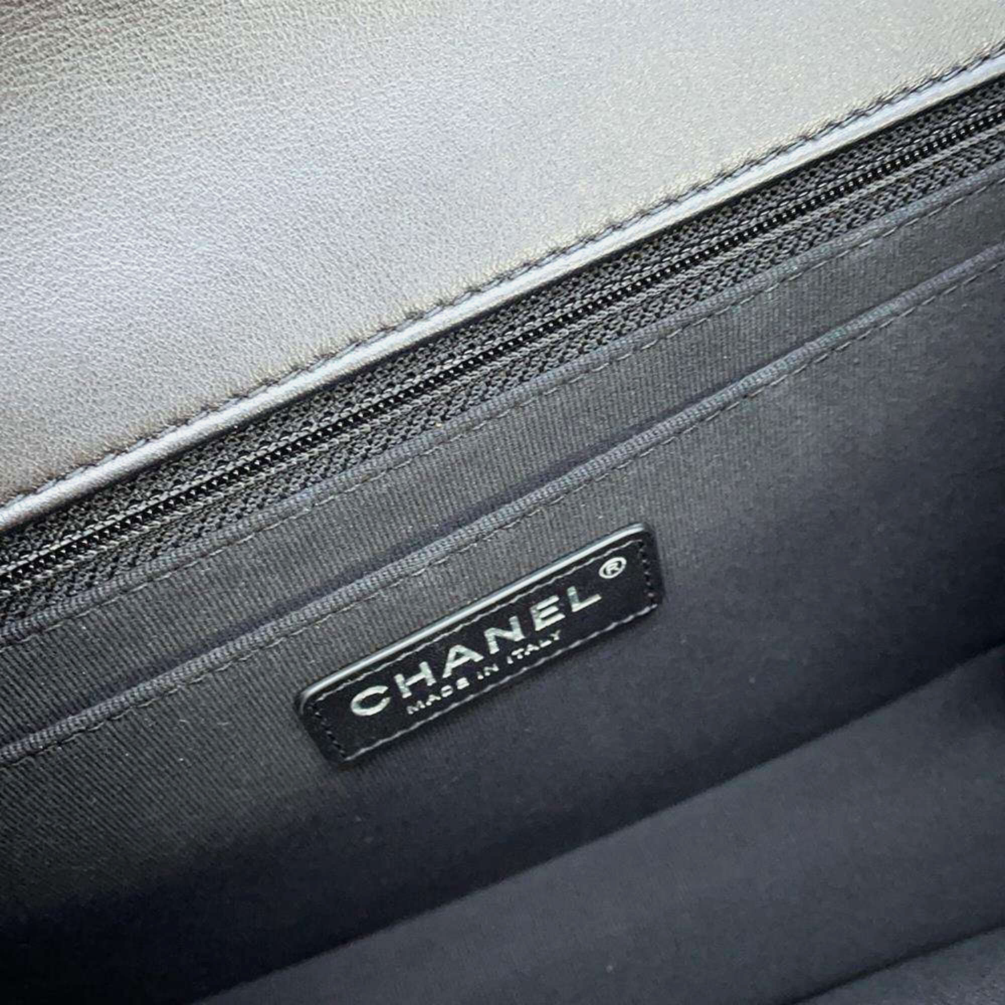 Chanel Black Shiny Calf Leather Chain Shoulder Bag 