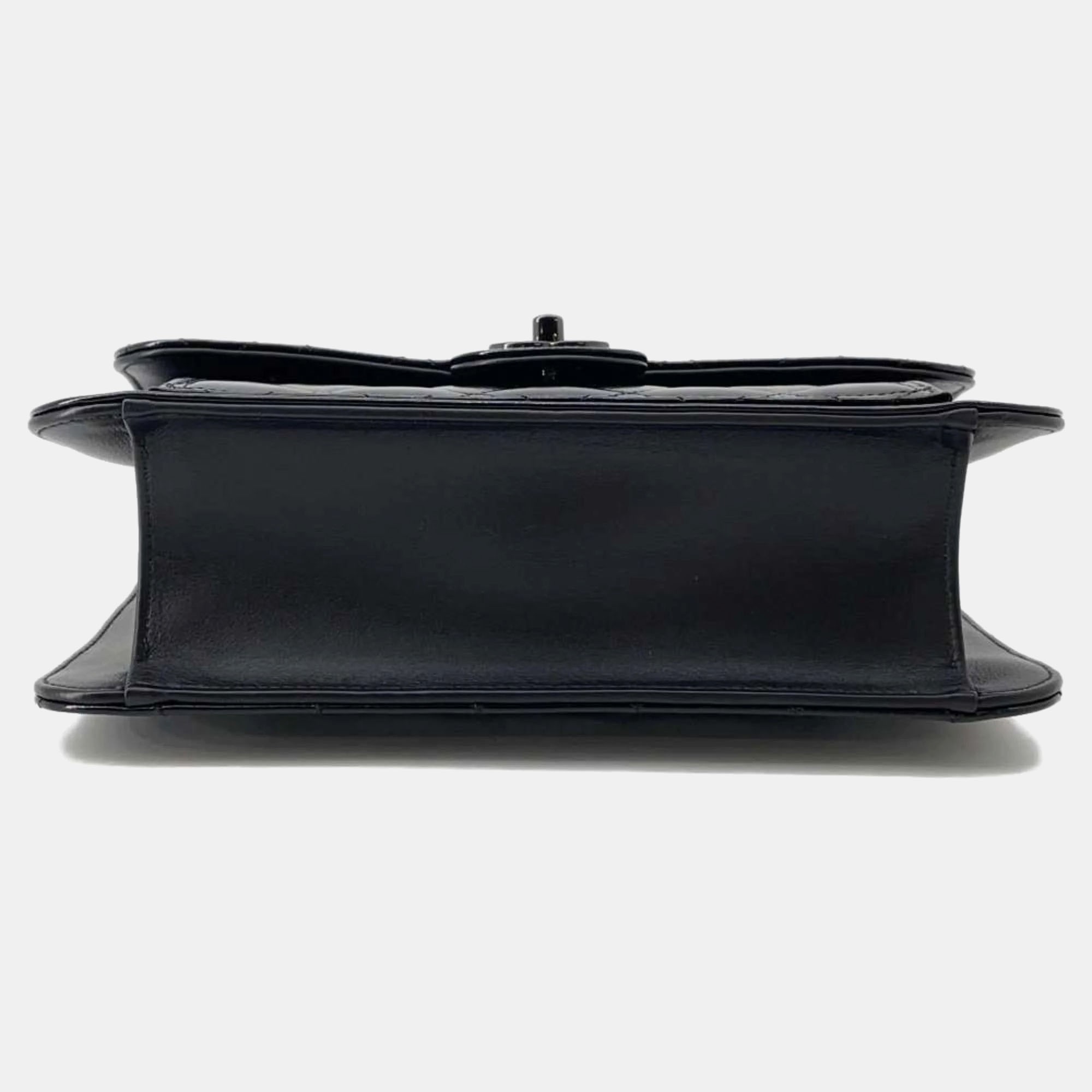 Chanel Black Shiny Calf Leather Chain Shoulder Bag 