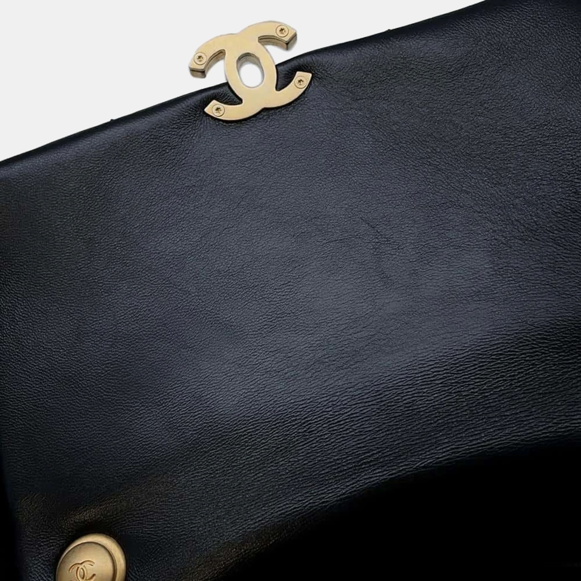 Chanel Black Lambskin Leather Chain Shoulder Bag 