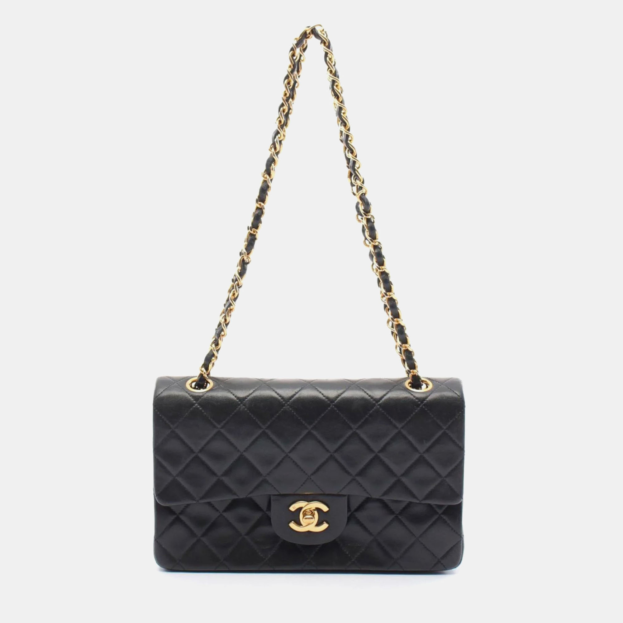 

Chanel Matelasse Double Flap Shoulder Bag Lambskin Black