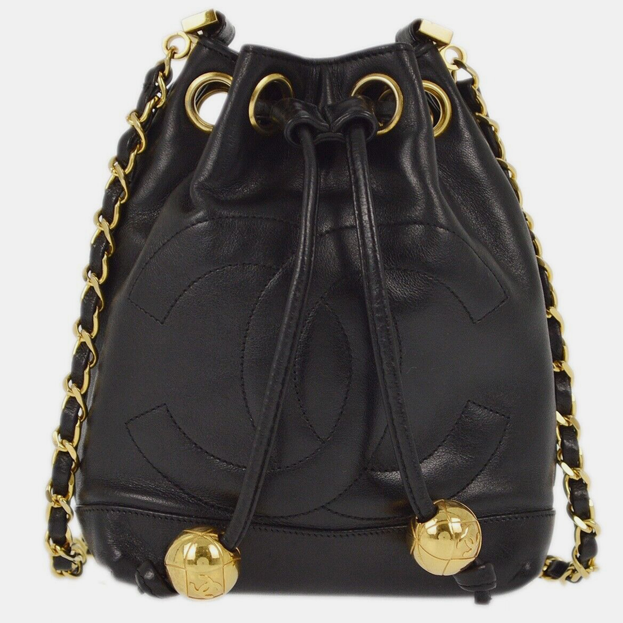 

Chanel Black Lambskin Bucket Shoulder Bag