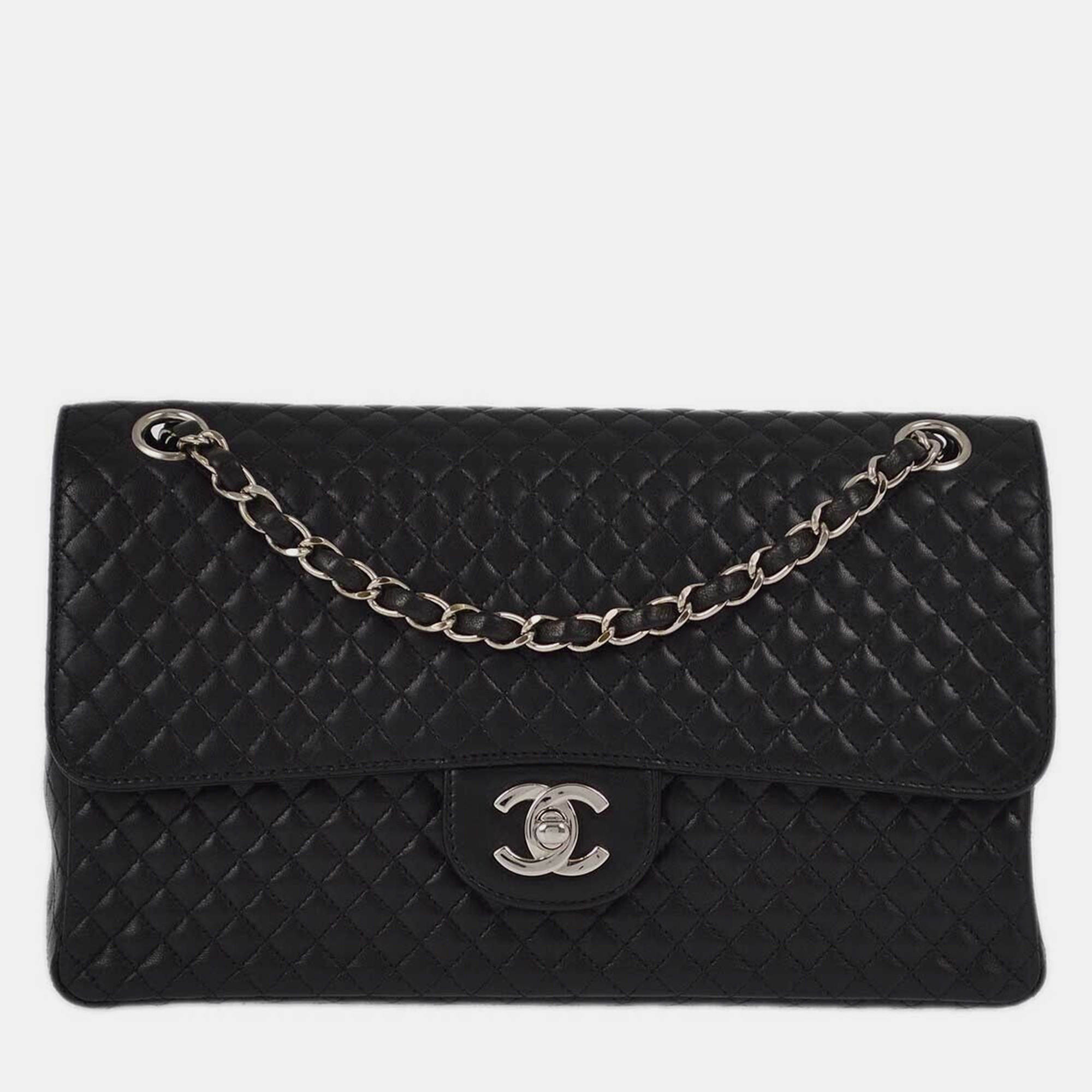 

Chanel Black Lambskin Medium Classic Single Flap Shoulder Bag