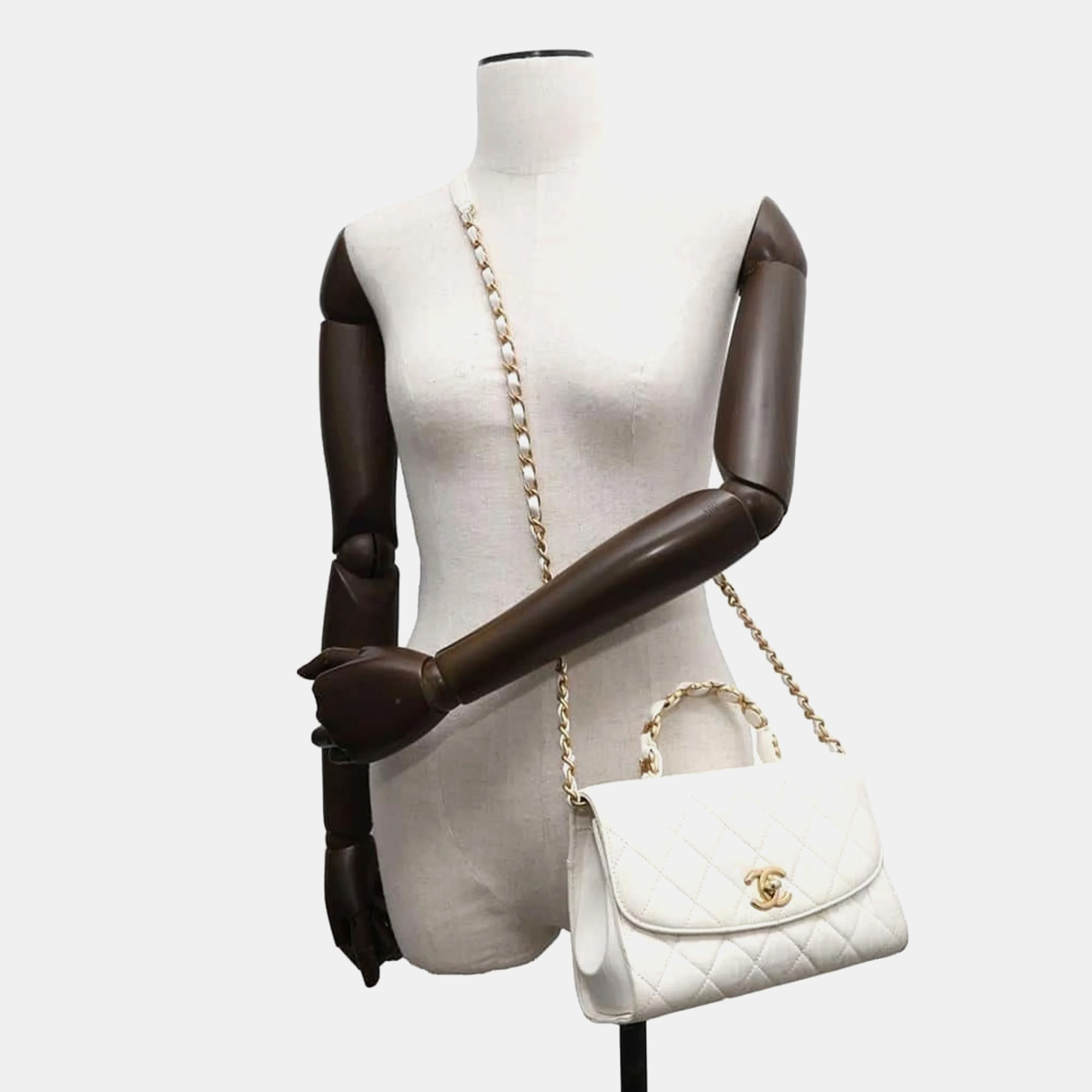 Chanel White Leather Crumple Chain Shoulder Bag 