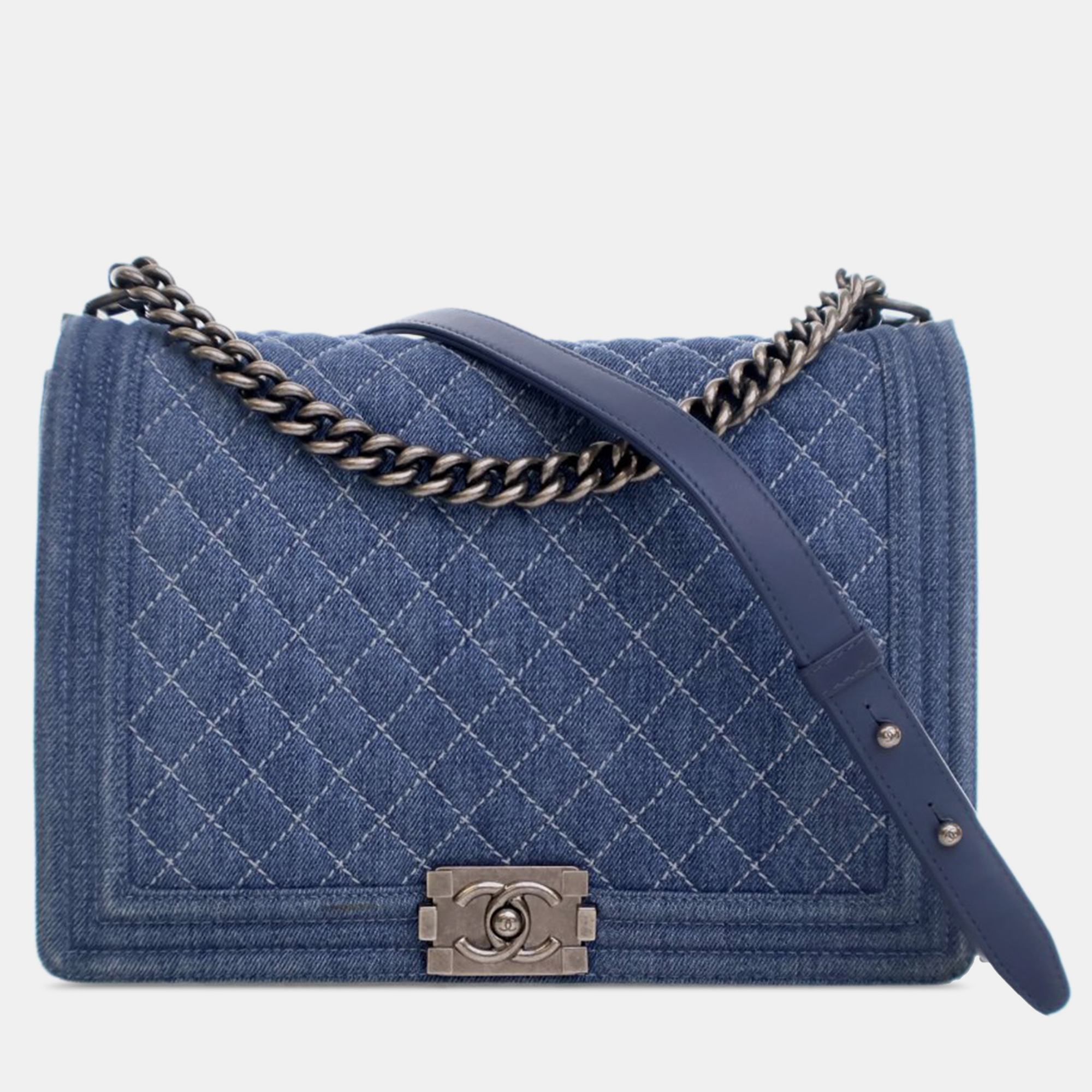 

Chanel Blue Large Quilted Denim Boy Flap