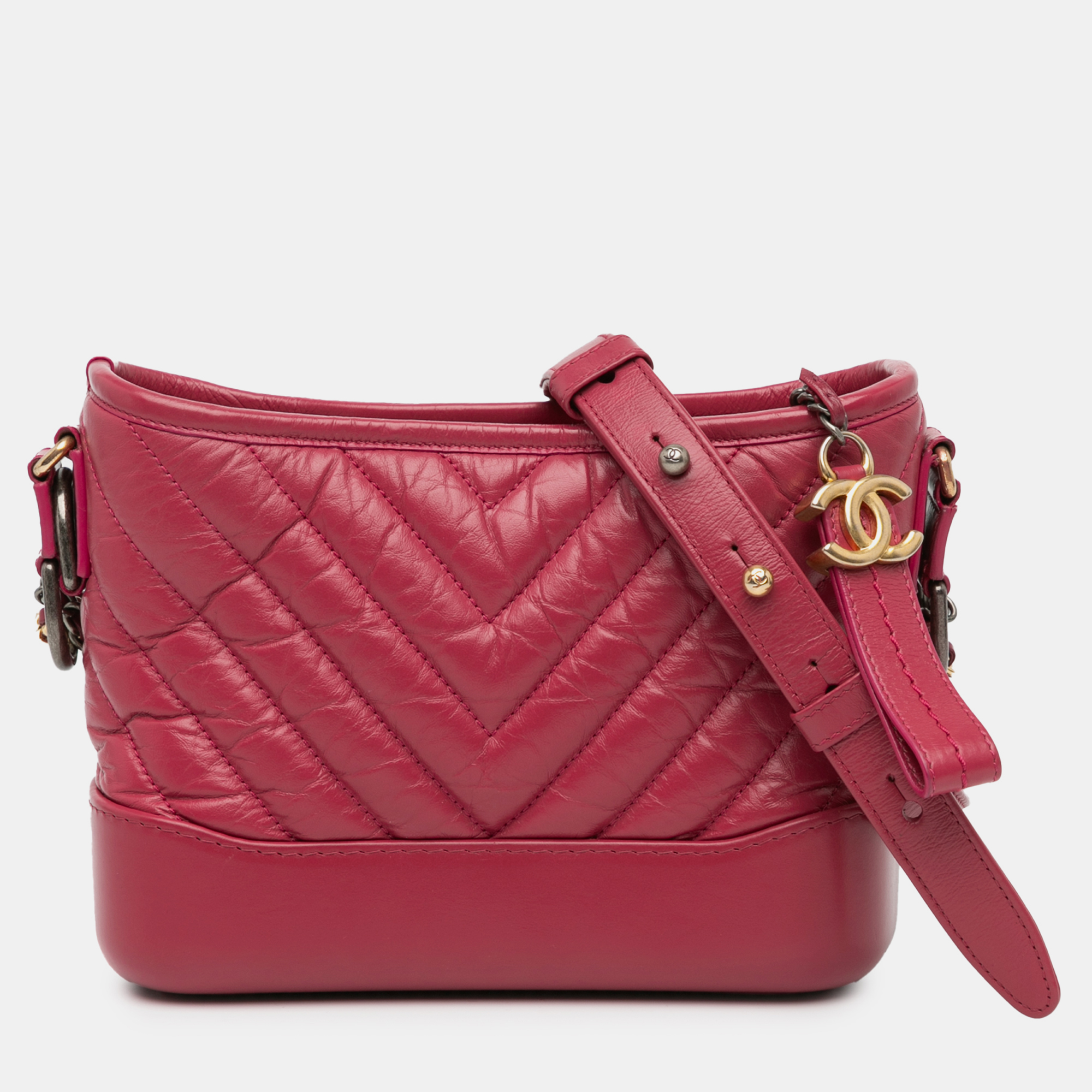 

Chanel Pink Small Chevron Aged Calfskin Gabrielle Crossbody