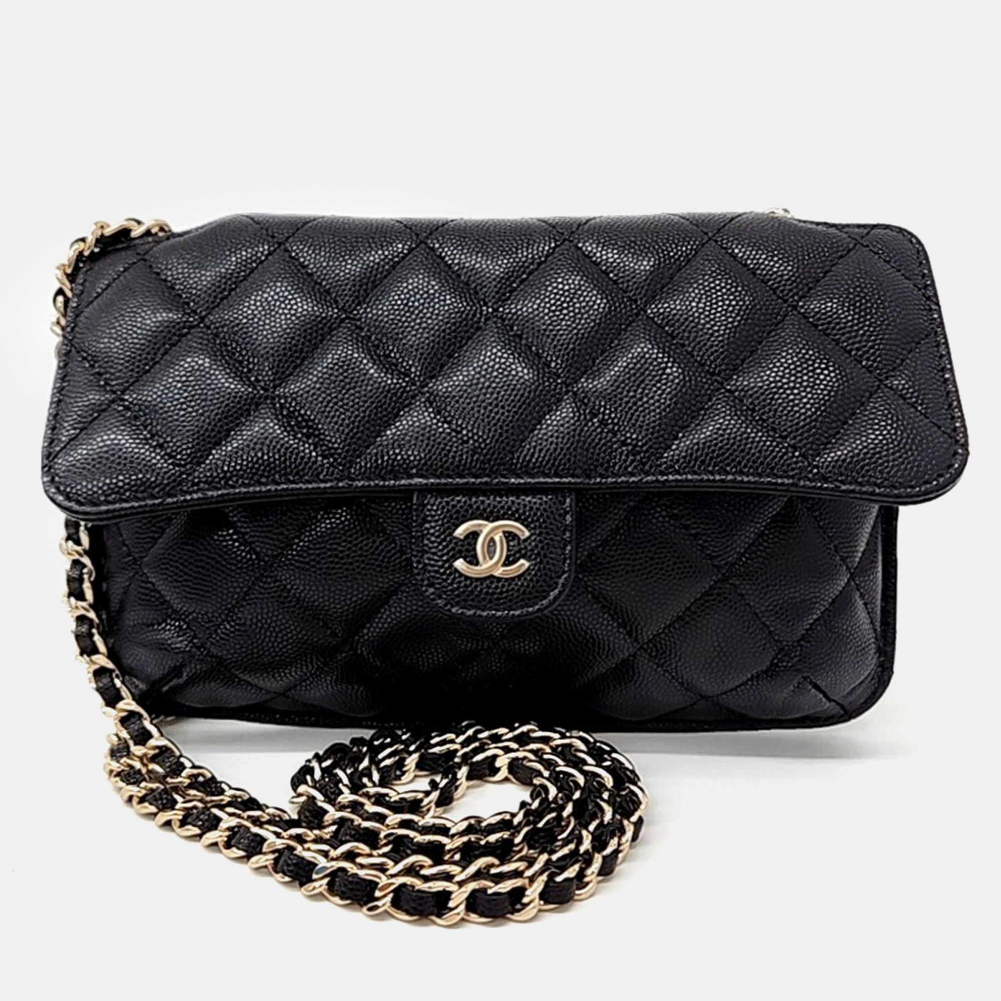 

Chanel Black Leather Foldable Chain Shoulder Bag