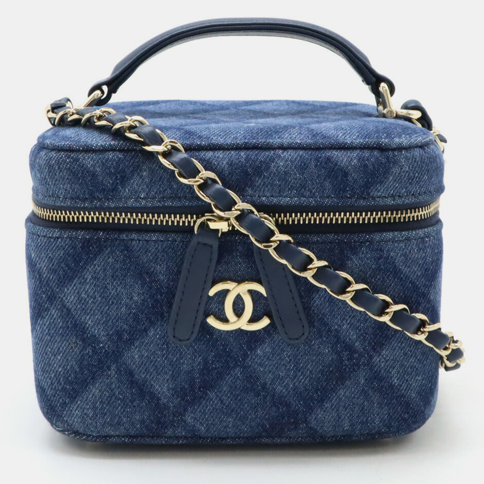 

Chanel Blue Denim Matelasse Vanity Handbag