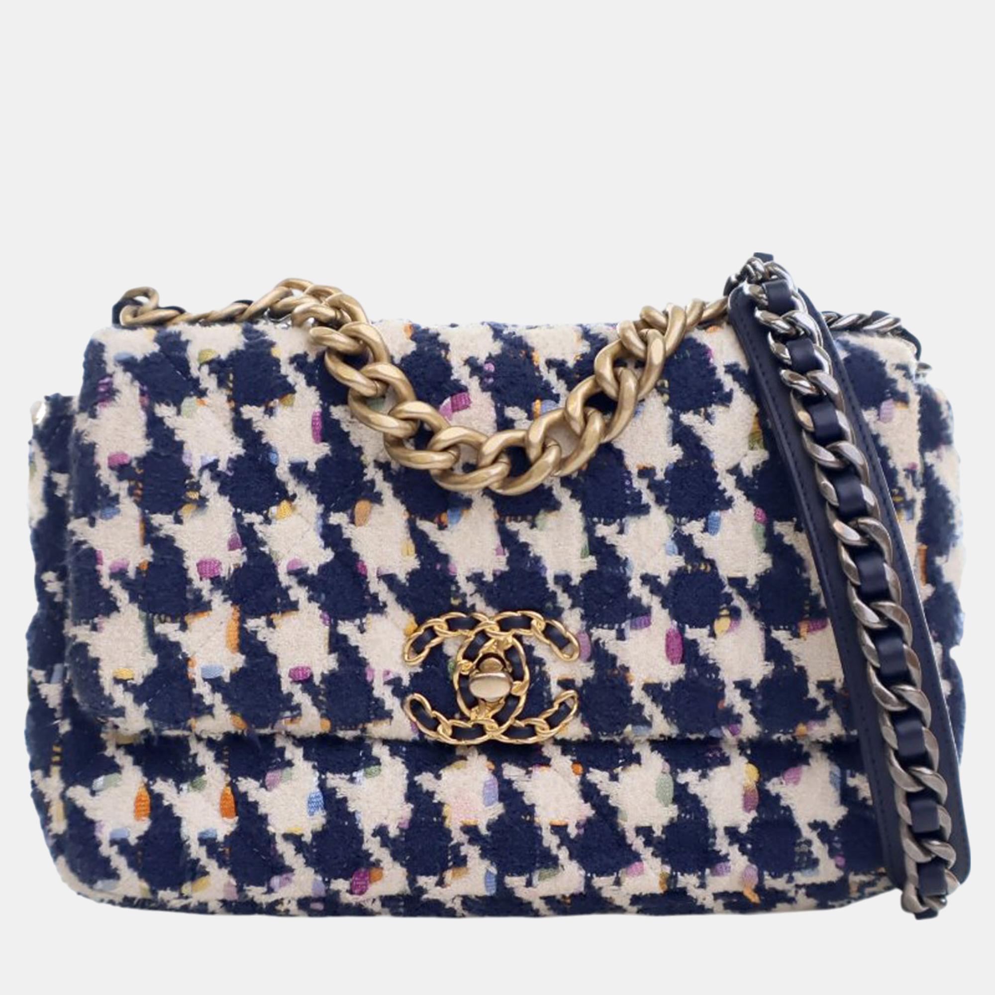 

Chanel Navy Blue Medium Houndstooth Tweed 19 Flap Bag