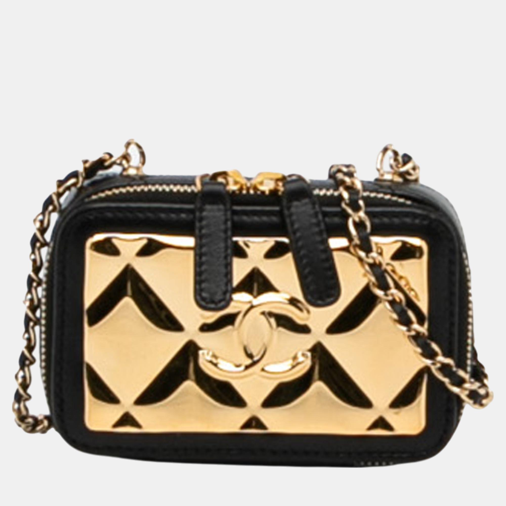 

Chanel Black/Gold CC Quilted Golden Plate Vanity Crossbody