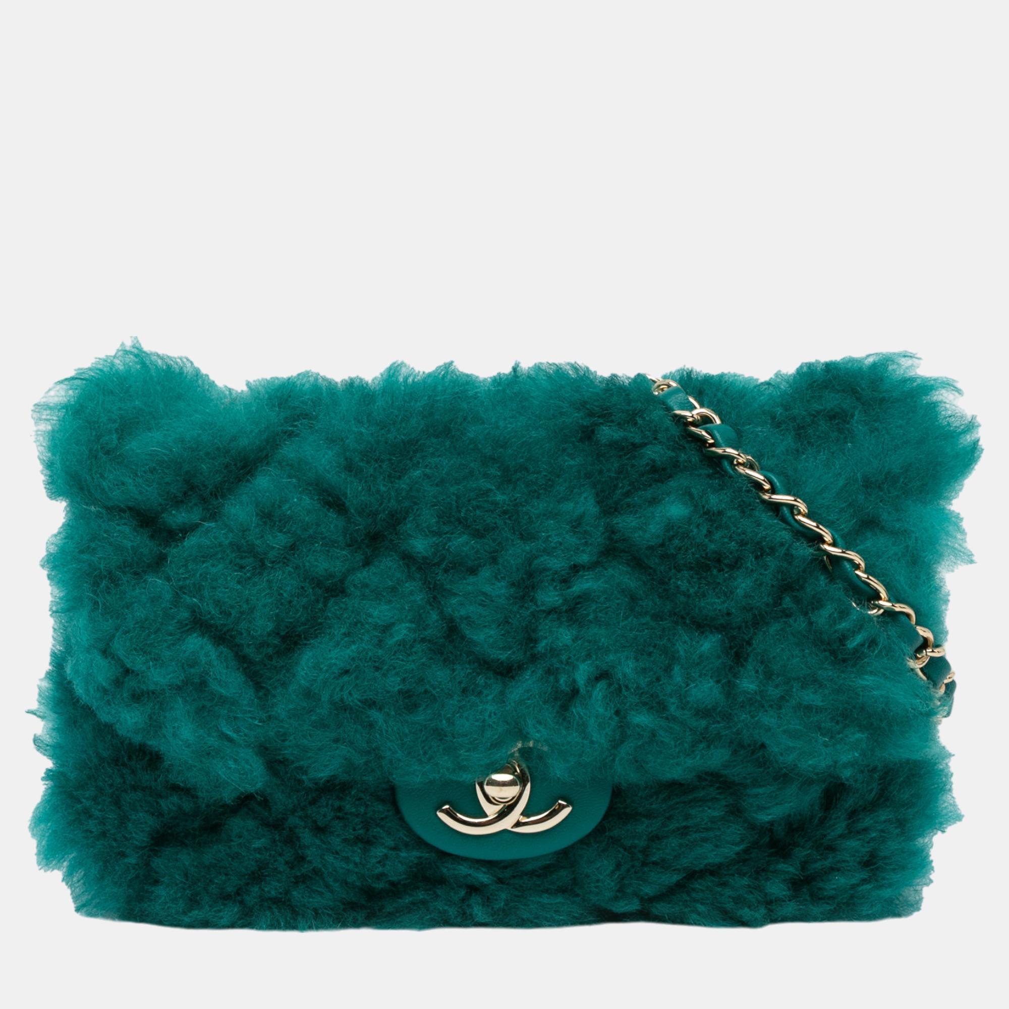 

Chanel Green Small Shearling Single Flap