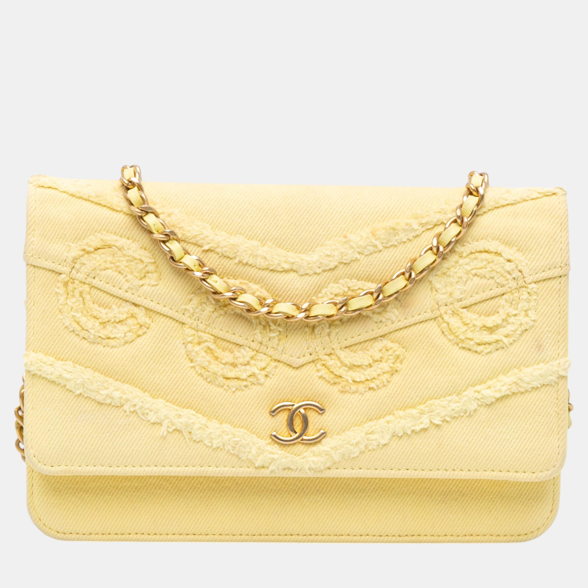 

Chanel Yellow Denim Fringe Coco Wallet On Chain