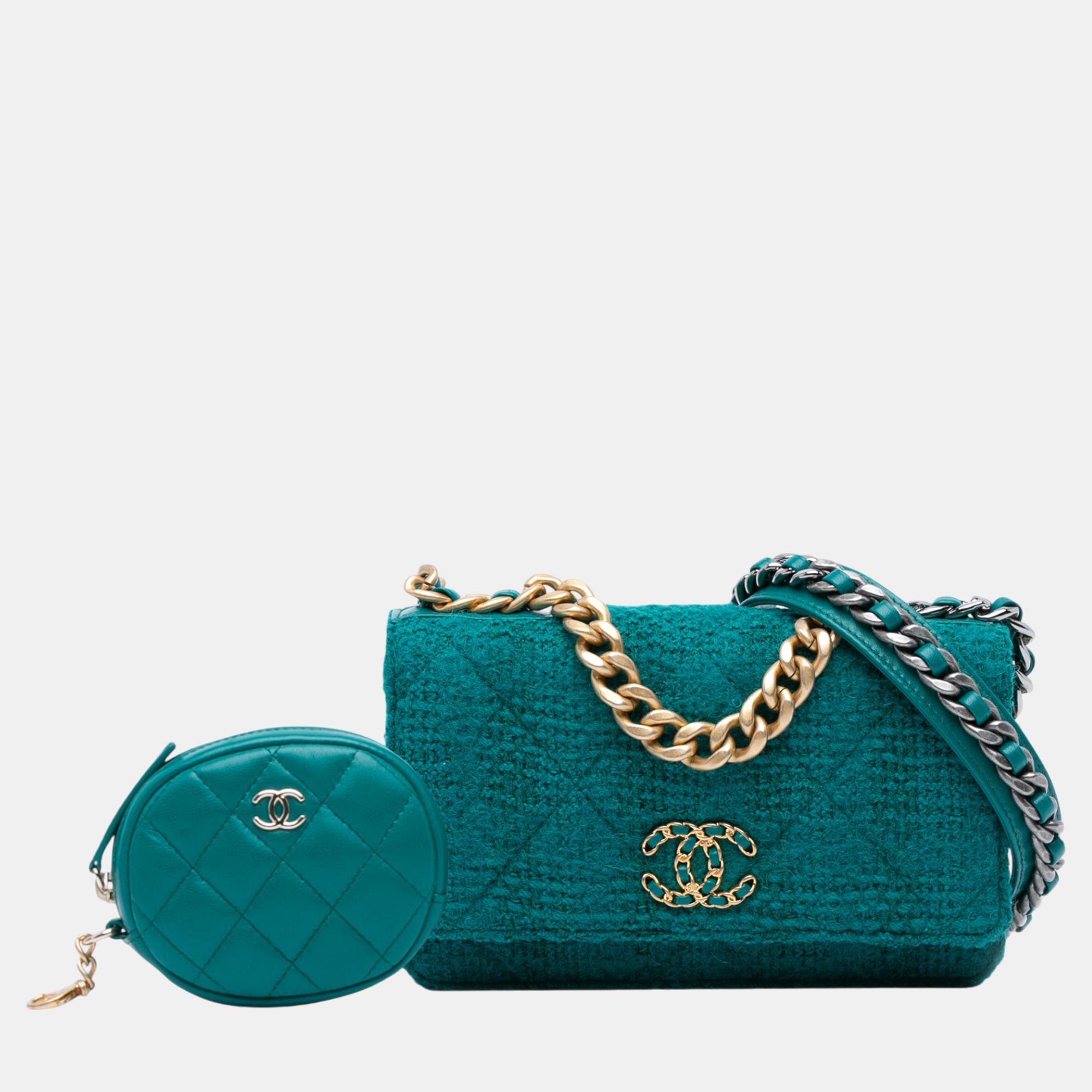 

Chanel Green Tweed 19 Wallet On Chain