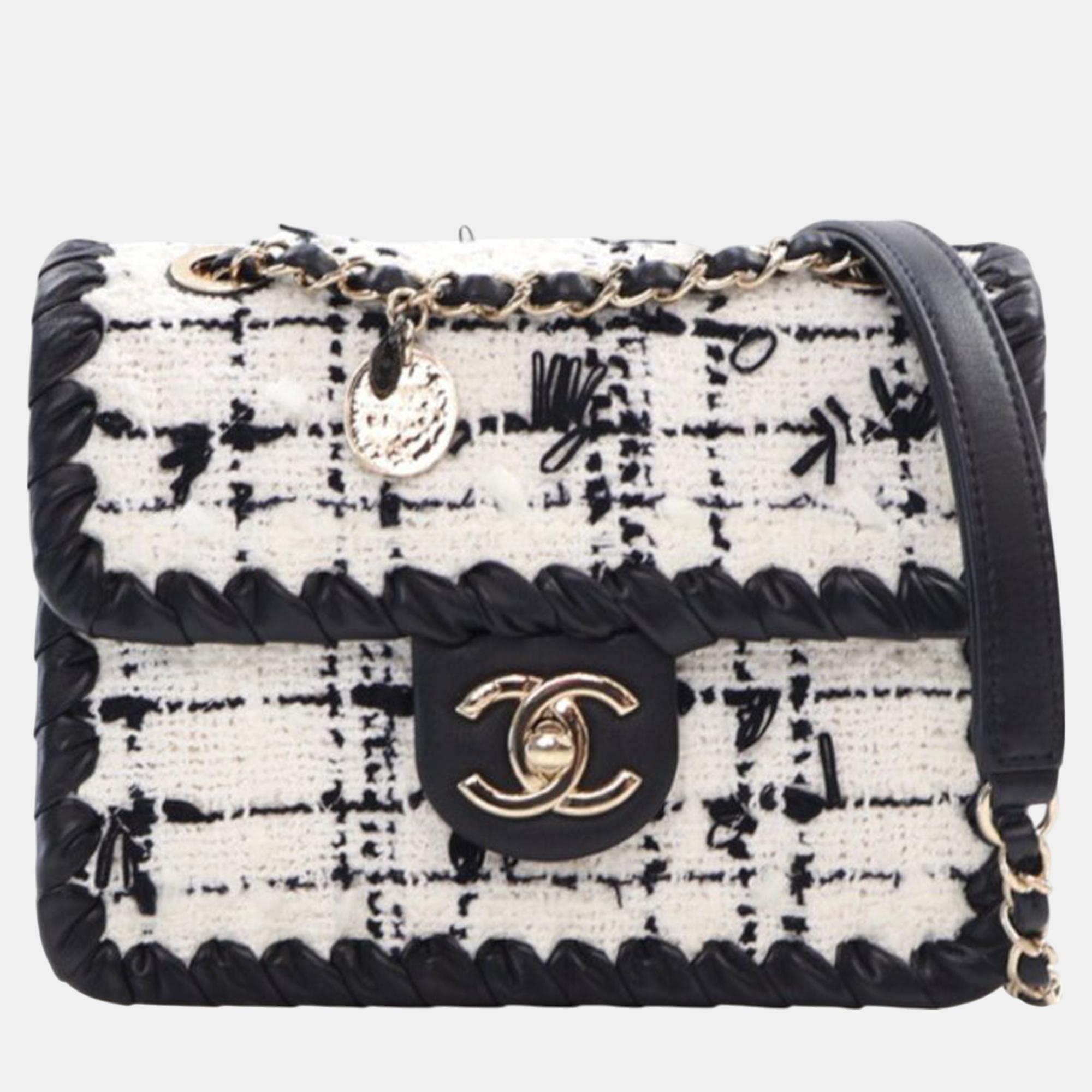 

Chanel Black/White Mini Tweed My Own Frame Flap