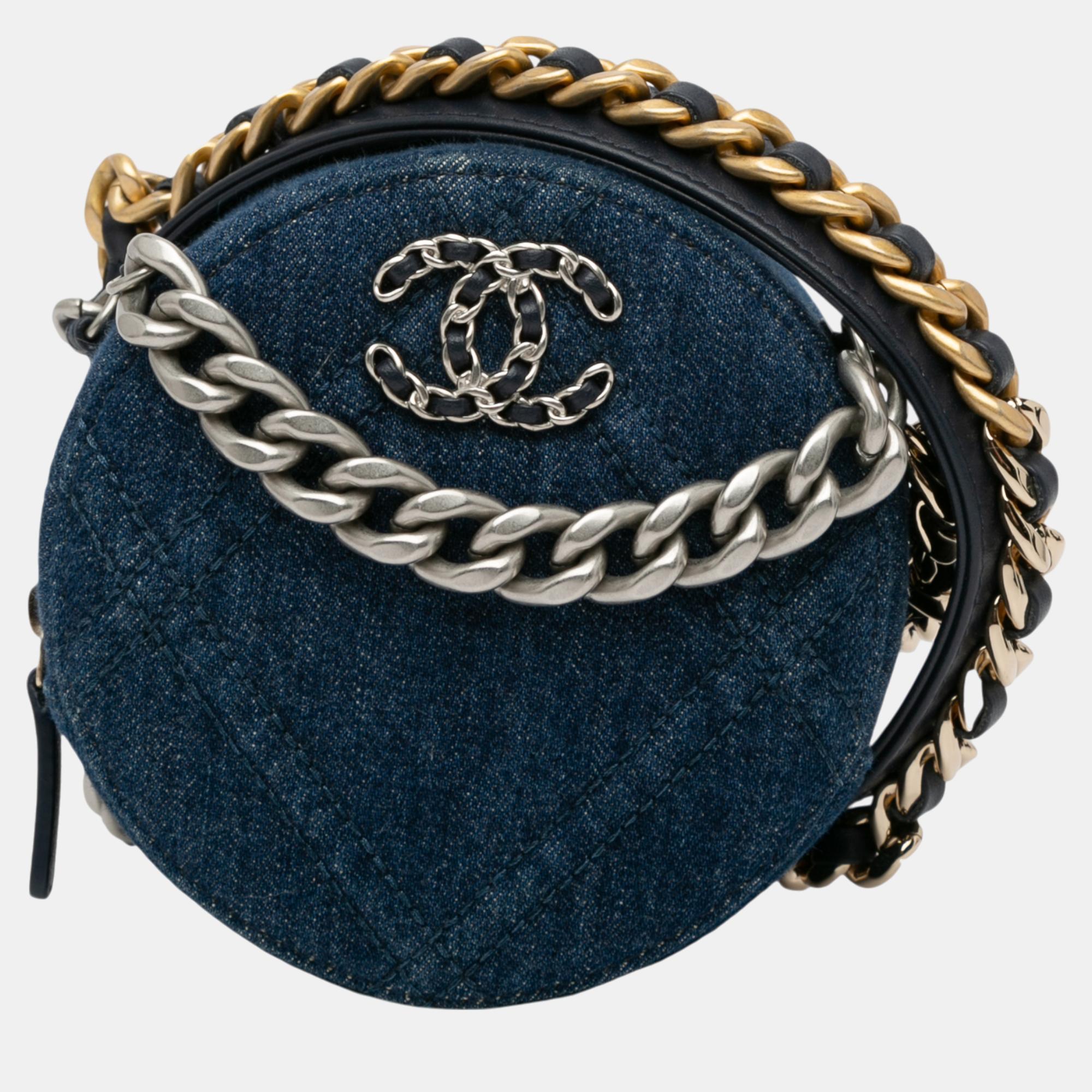 Pre-owned Chanel Blue Denim 19 Round Clutch With Chain