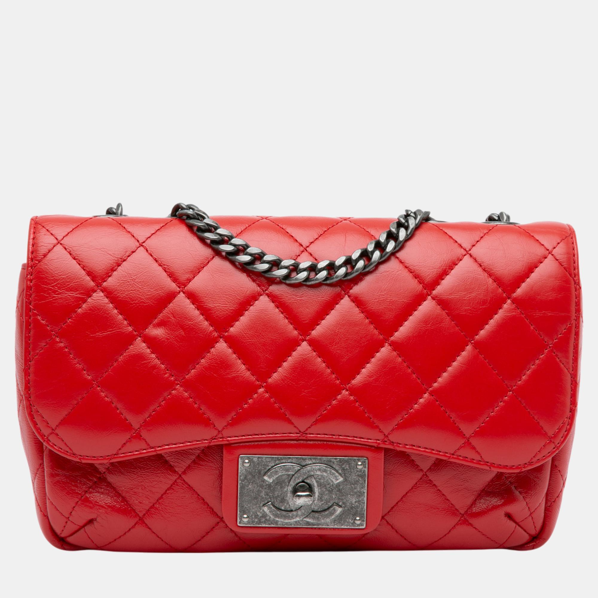 

Chanel Red CC Crinkled Calfskin Chain Flap