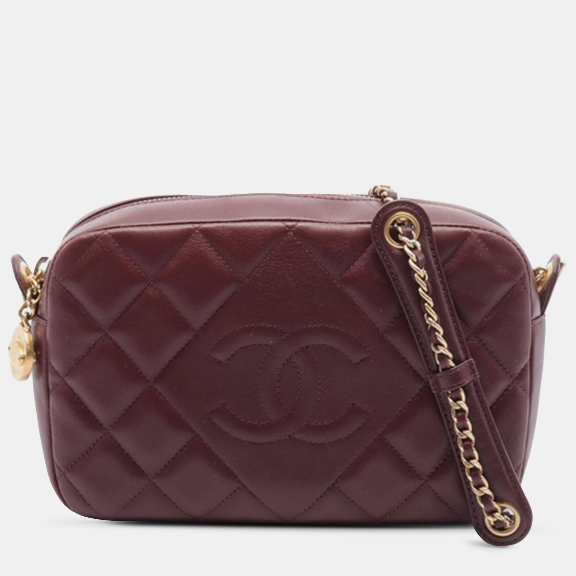 

Chanel Red CC Quilted Lambskin Diamond Camera Bag