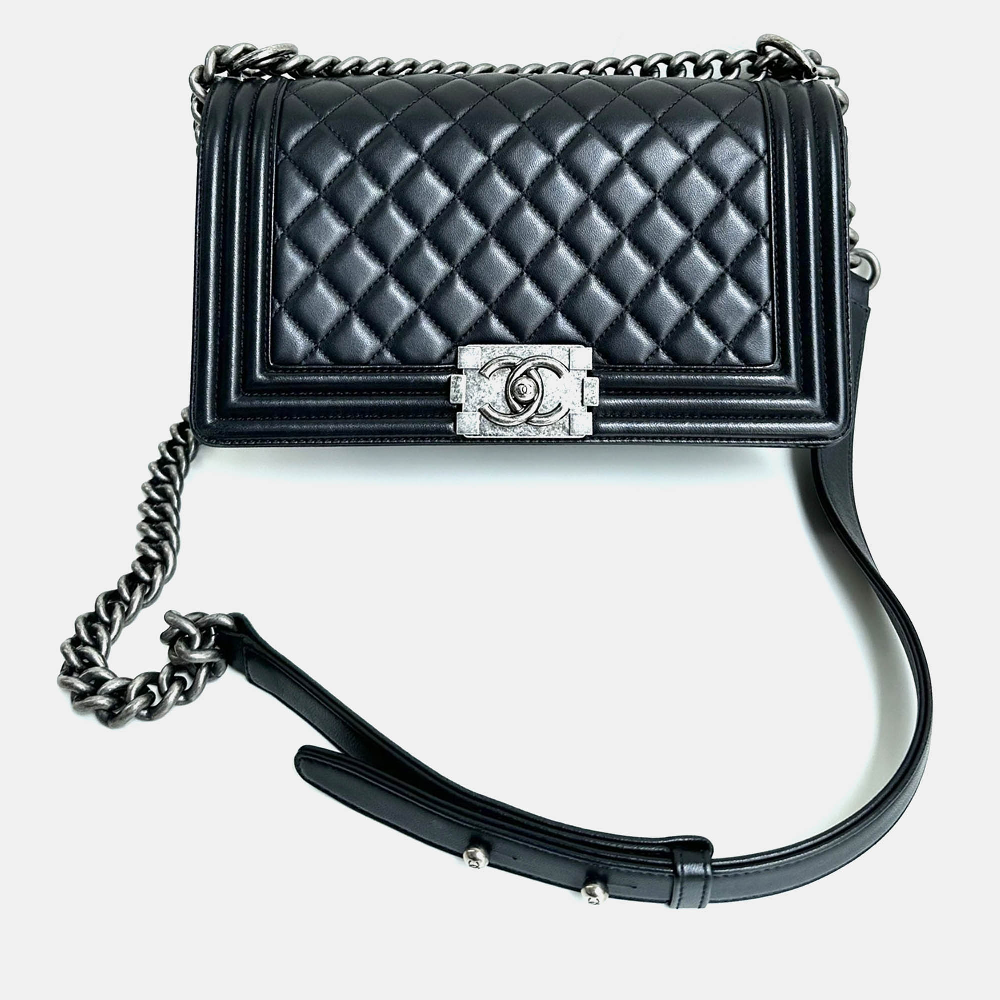 

Chanel Black Leather Medium Boy Bag