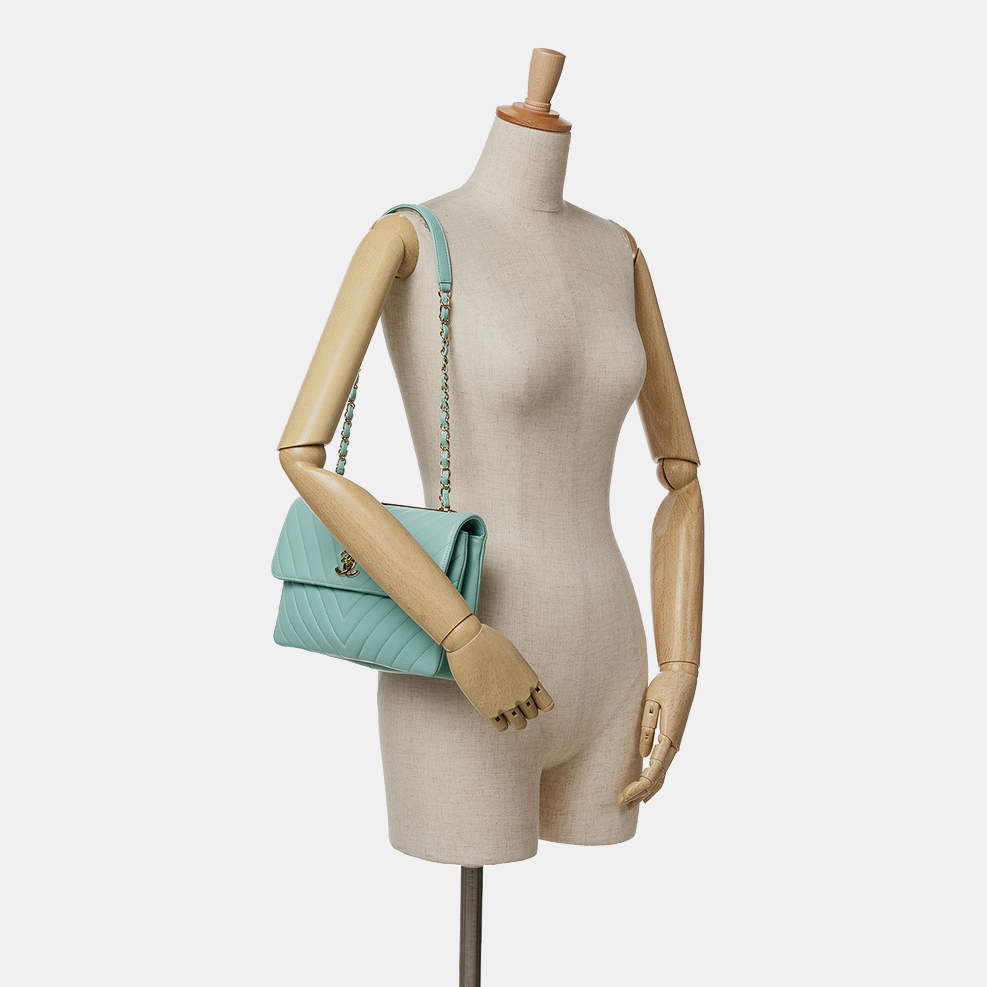 Chanel Blue Chevron Lambskin Trendy CC Flap 