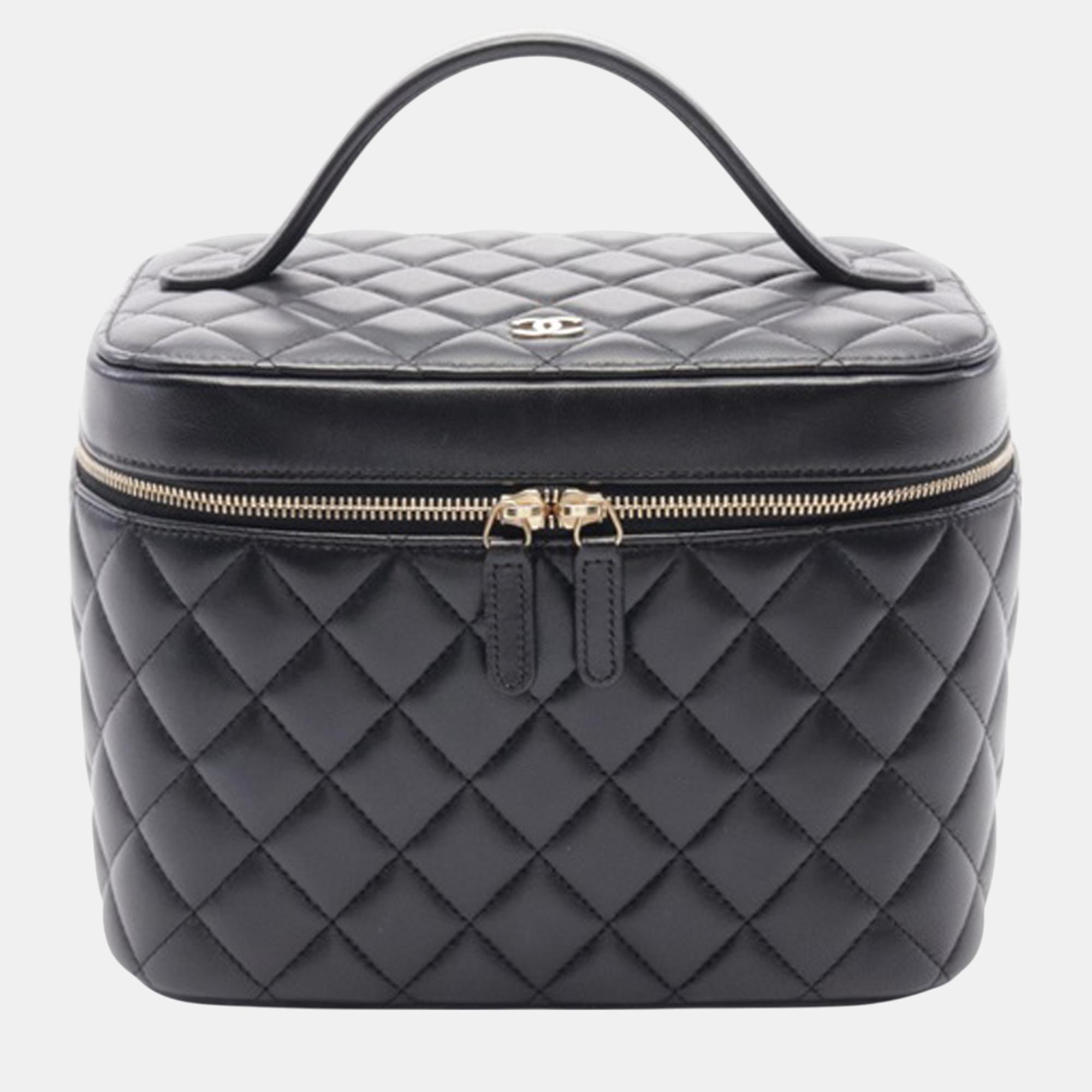 

Chanel Black CC Quilted Lambskin Vanity Bag