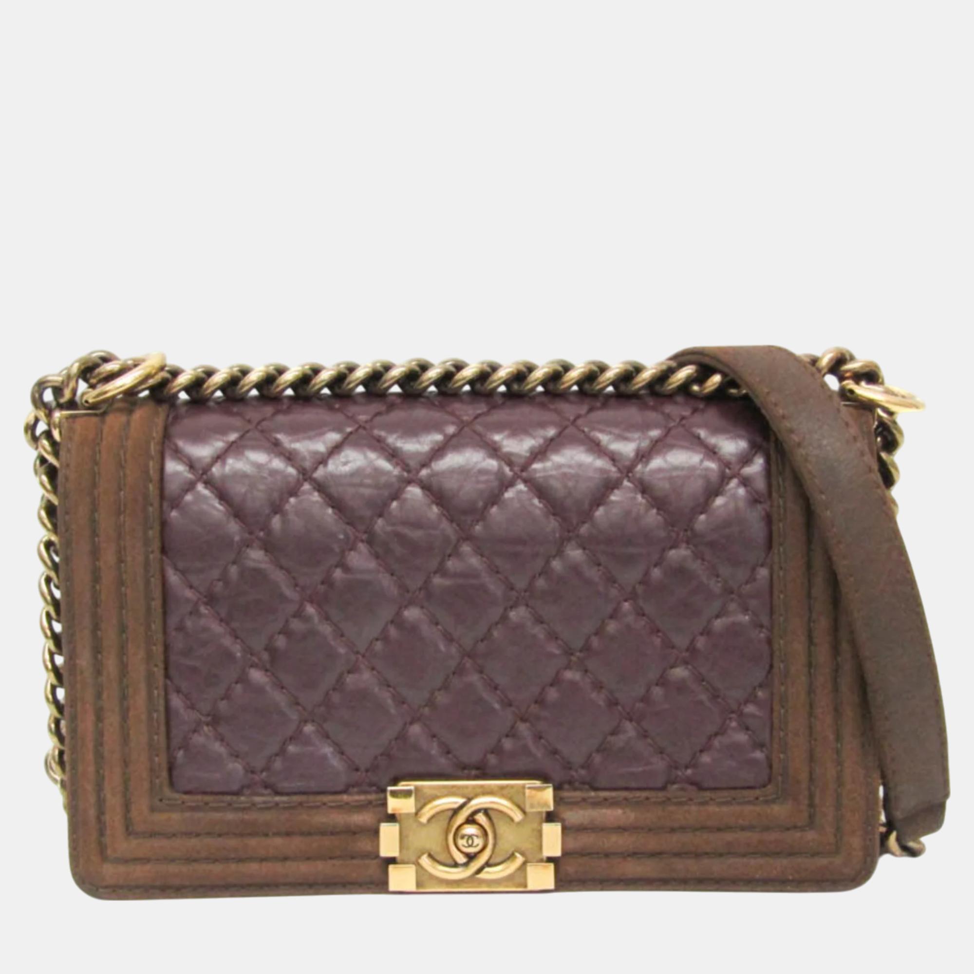 

Chanel Bordeaux Brown Boy Suede Shoulder Bag