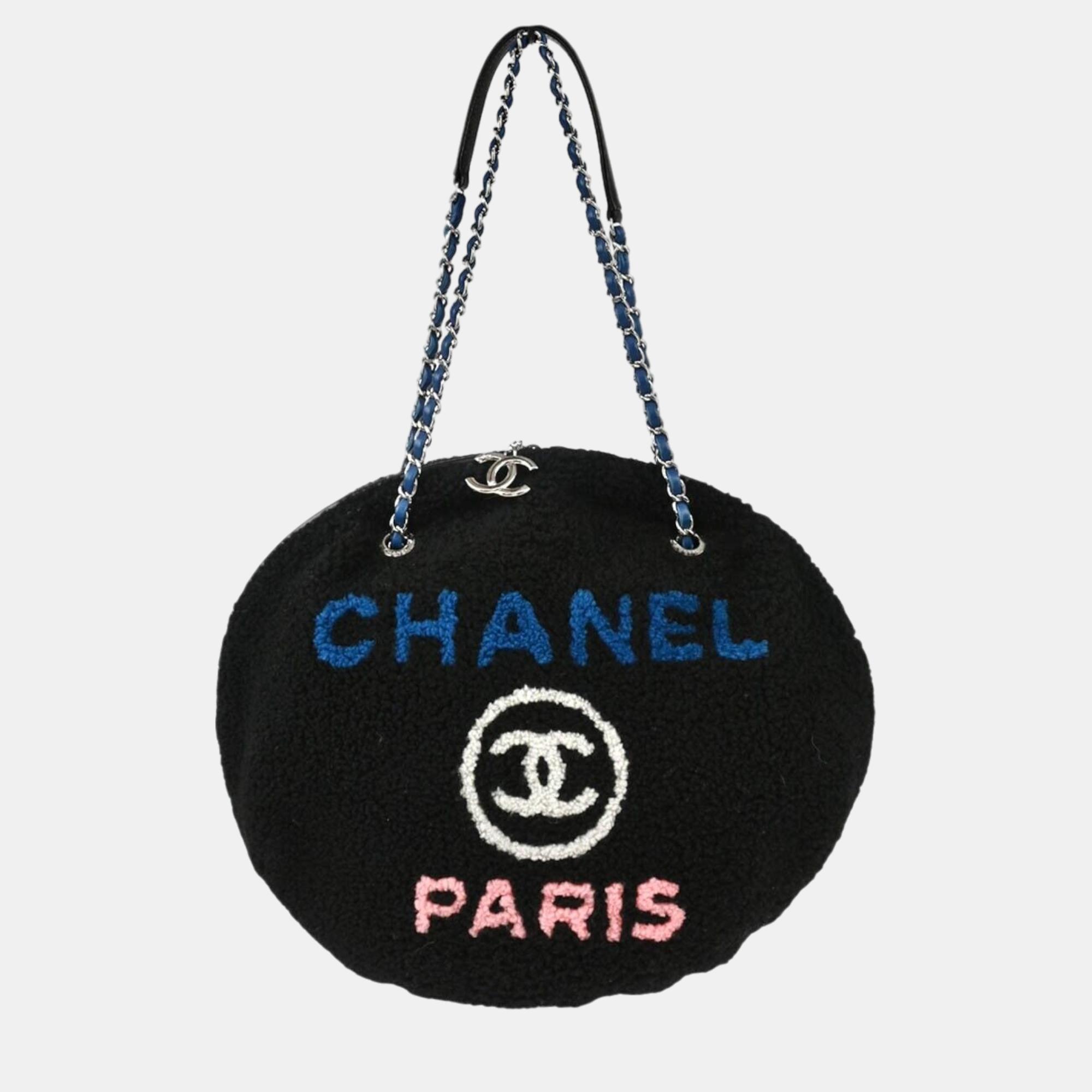 

Chanel Black Shearling Round Shoulder Bag