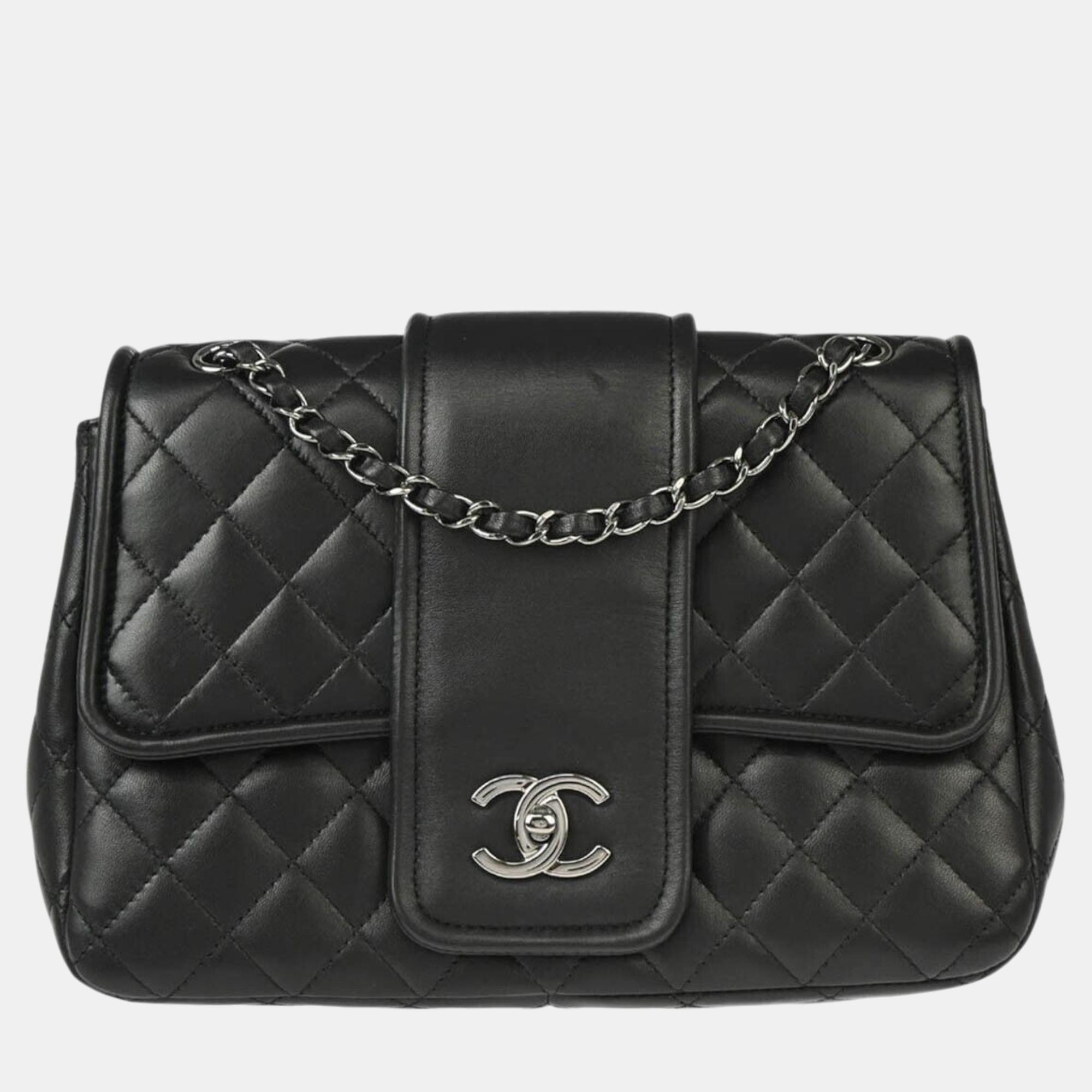 

Chanel Black Lambskin Elementary Chic Shoulder Bag