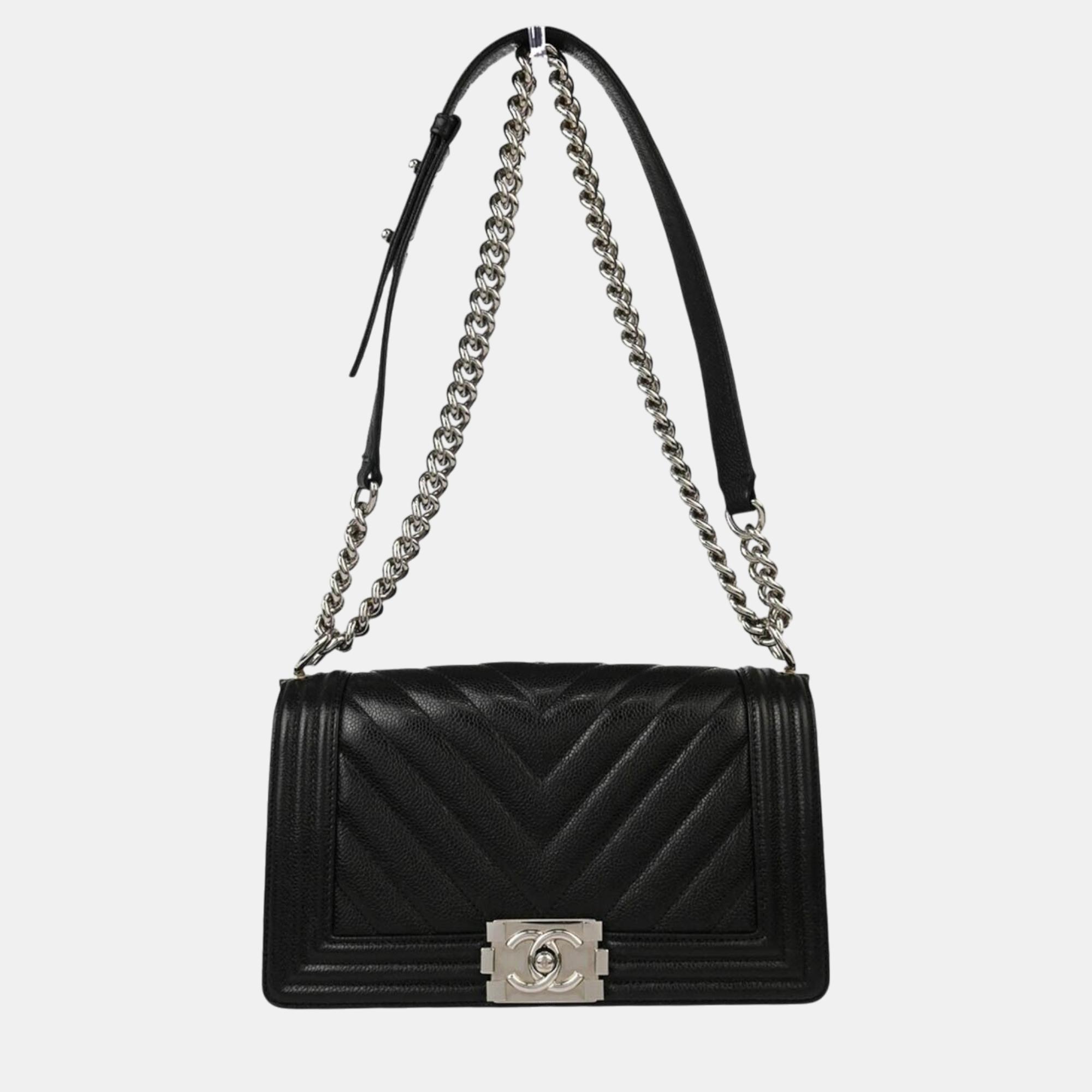 

Chanel Boy Black Calfskin Chevron Medium Chain Shoulder Bag