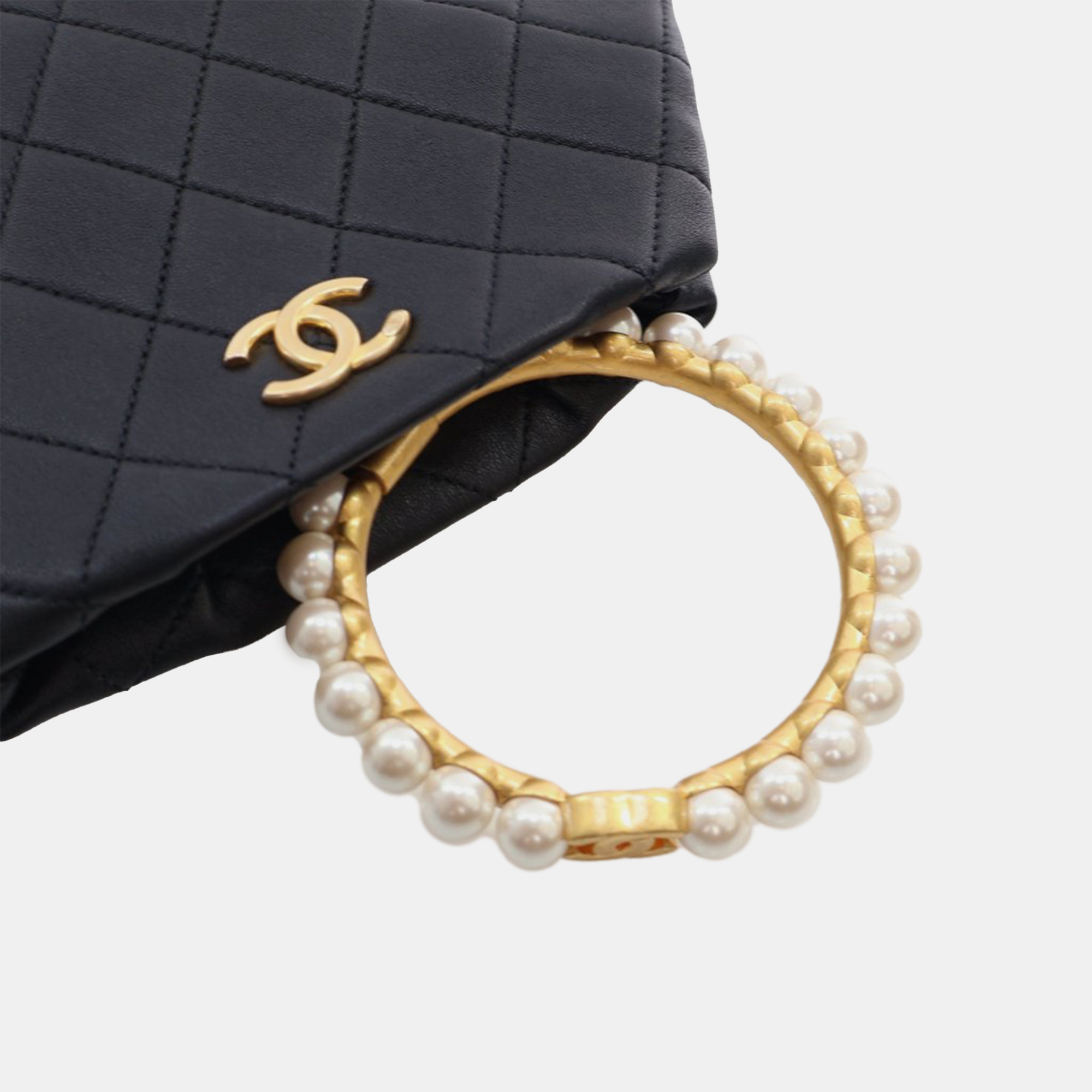 Chanel Cream Quilted Calfskin Pearl Crown Handle Clutch Bag 