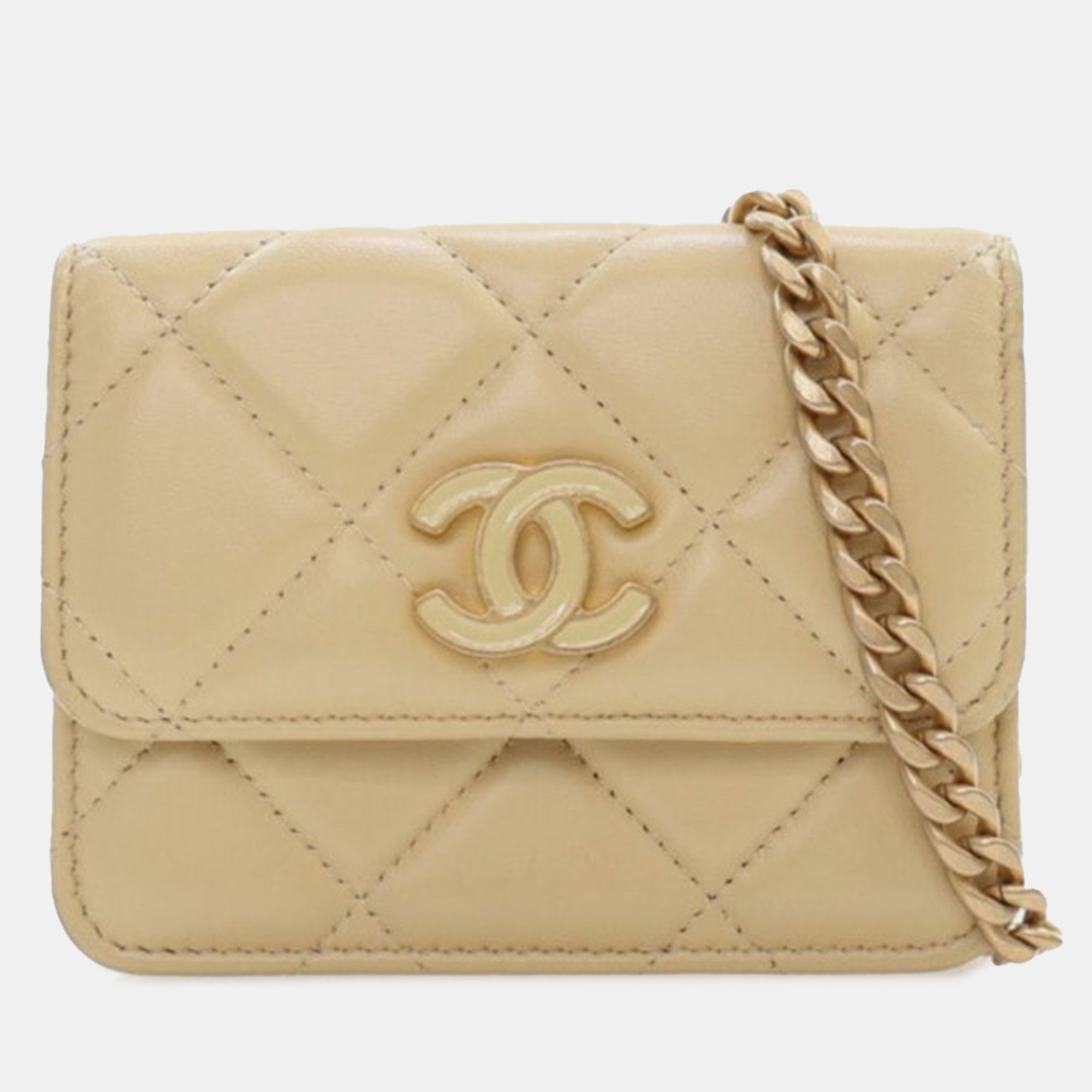 

Chanel Beige Mini Quilted Lambskin Pending Chain Belt Bag