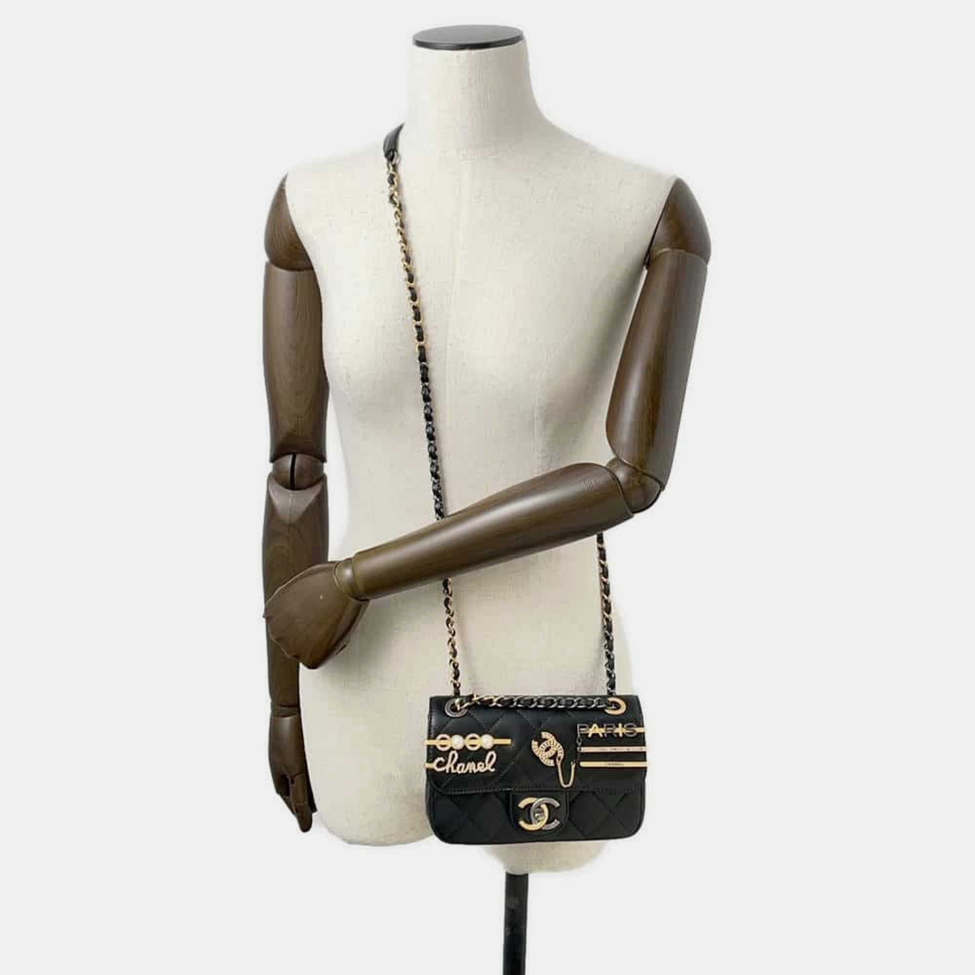 Chanel Black Lambskin Charm Single Flap Mini Chain Shoulder   Bag 