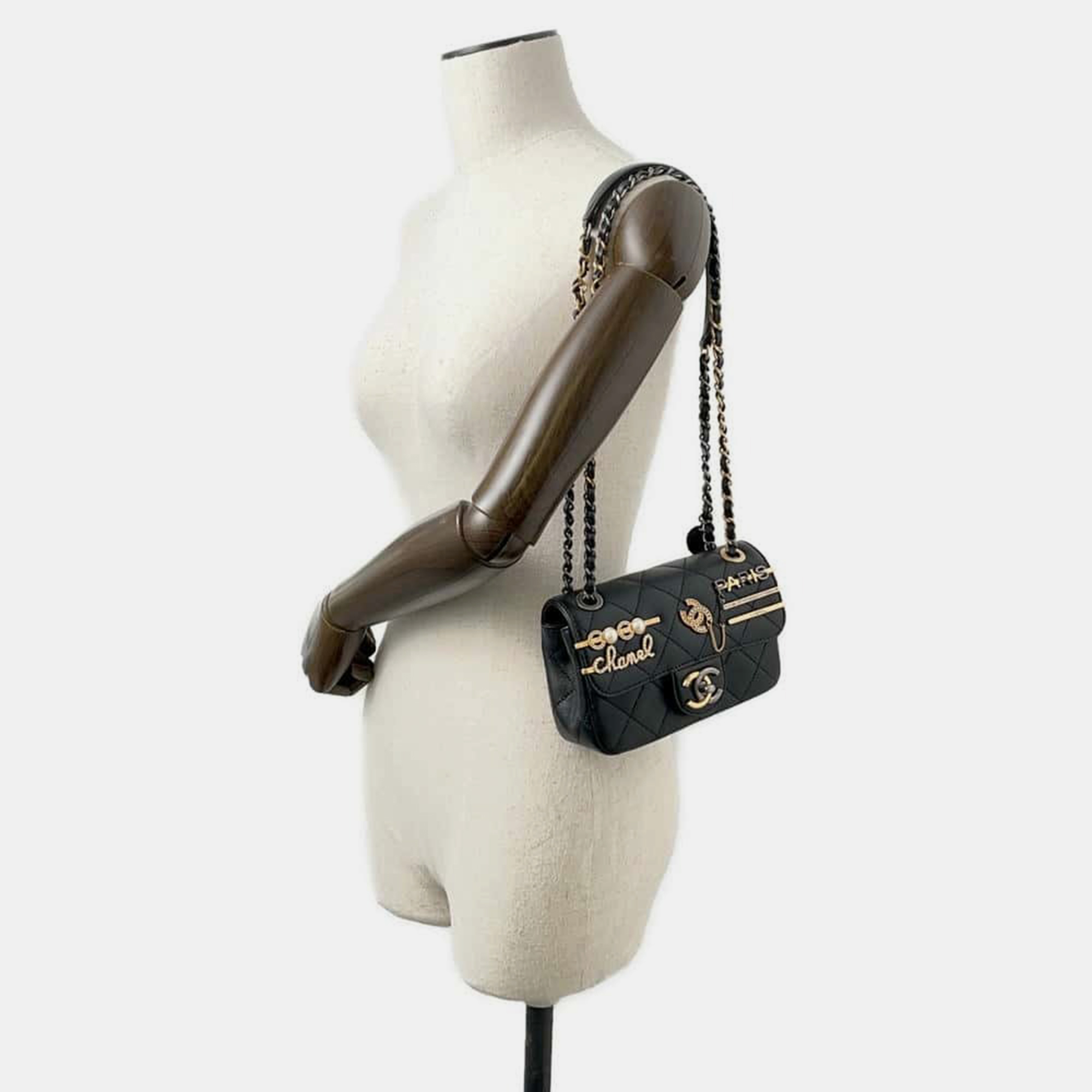 Chanel Black Lambskin Charm Single Flap Mini Chain Shoulder   Bag 